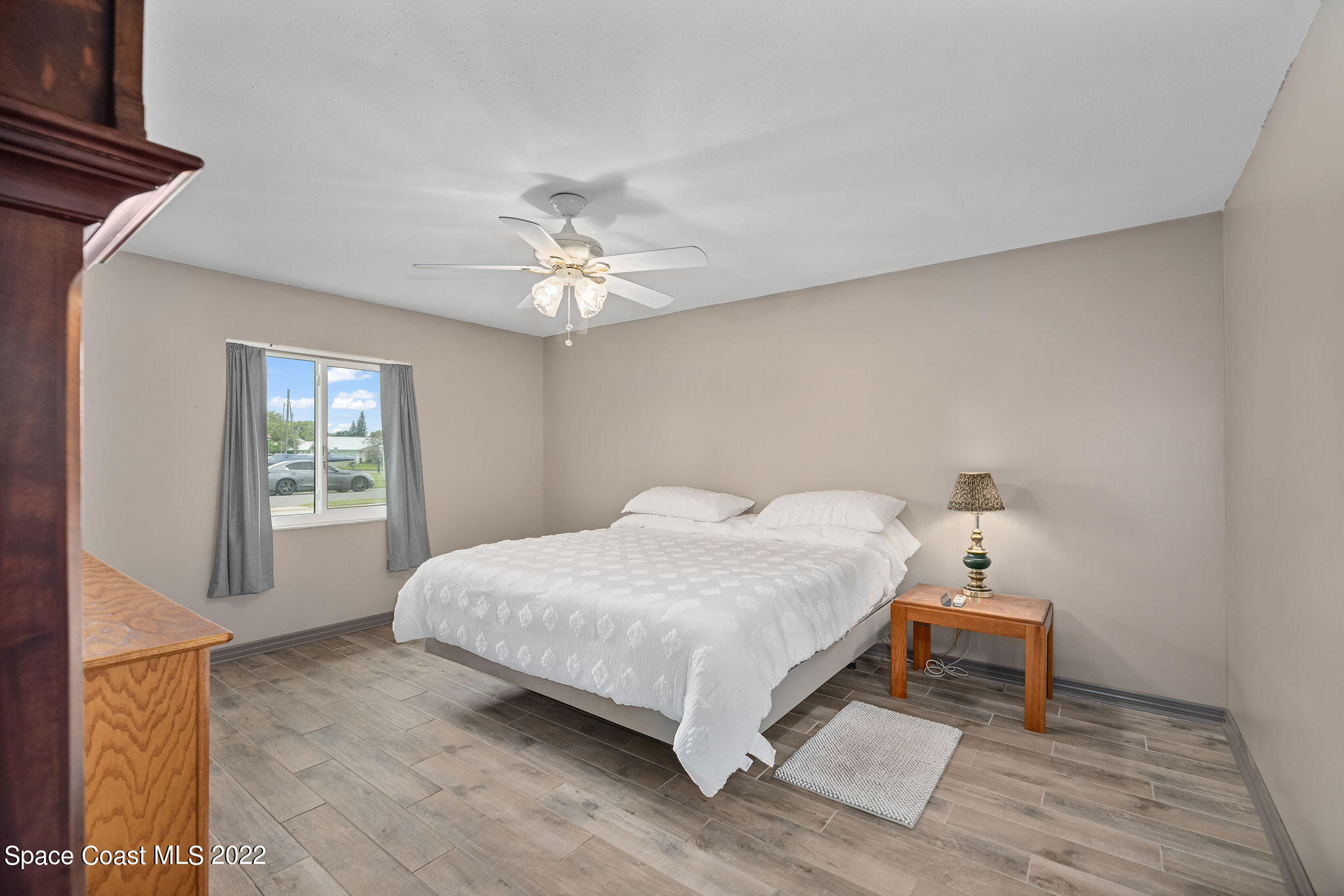 2715 Raintree Lake Circle