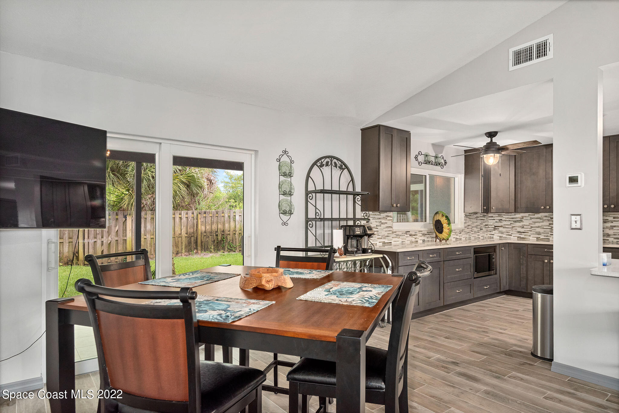 2715 Raintree Lake Circle