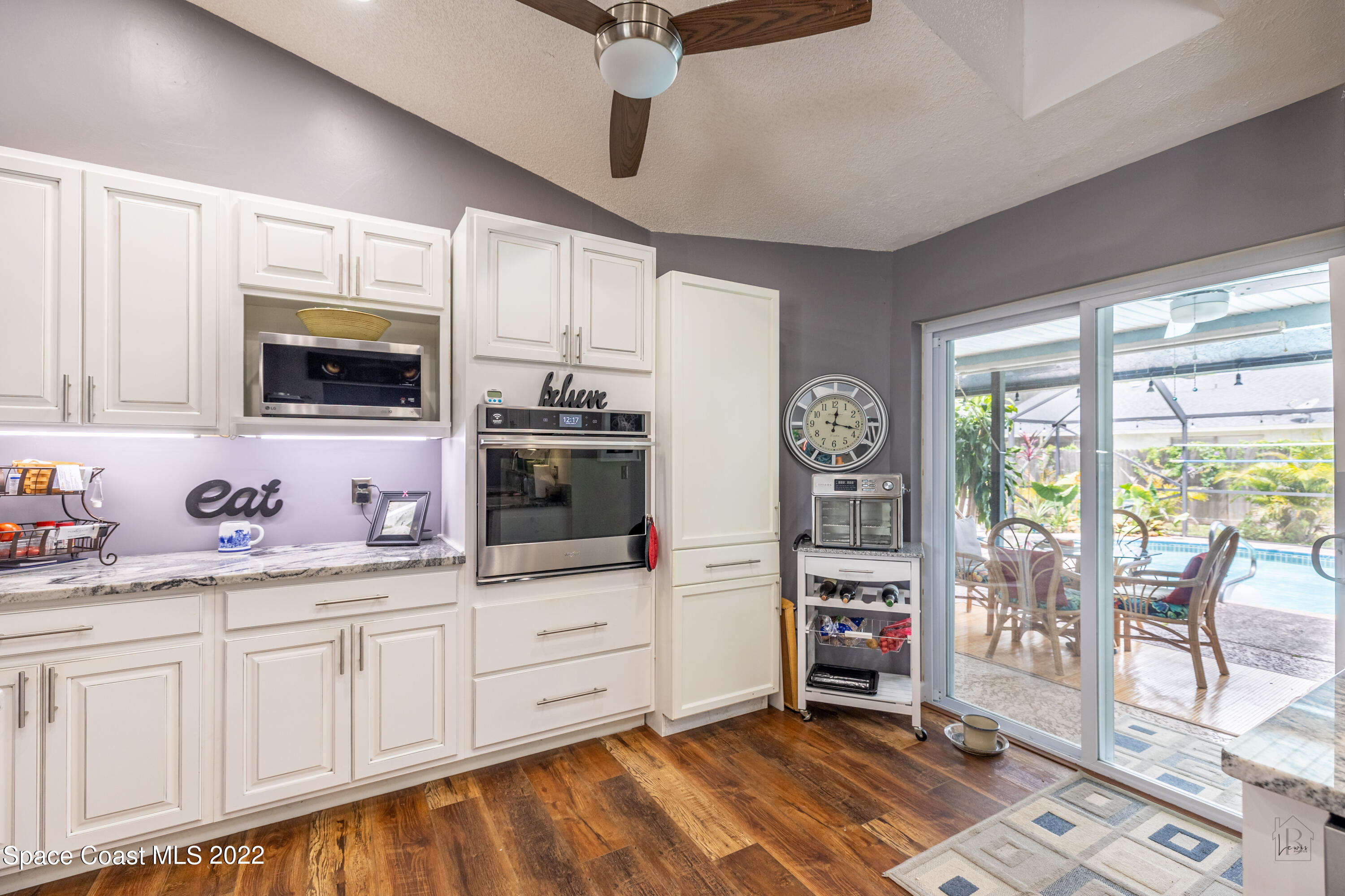 461 Vin Rose Circle SE