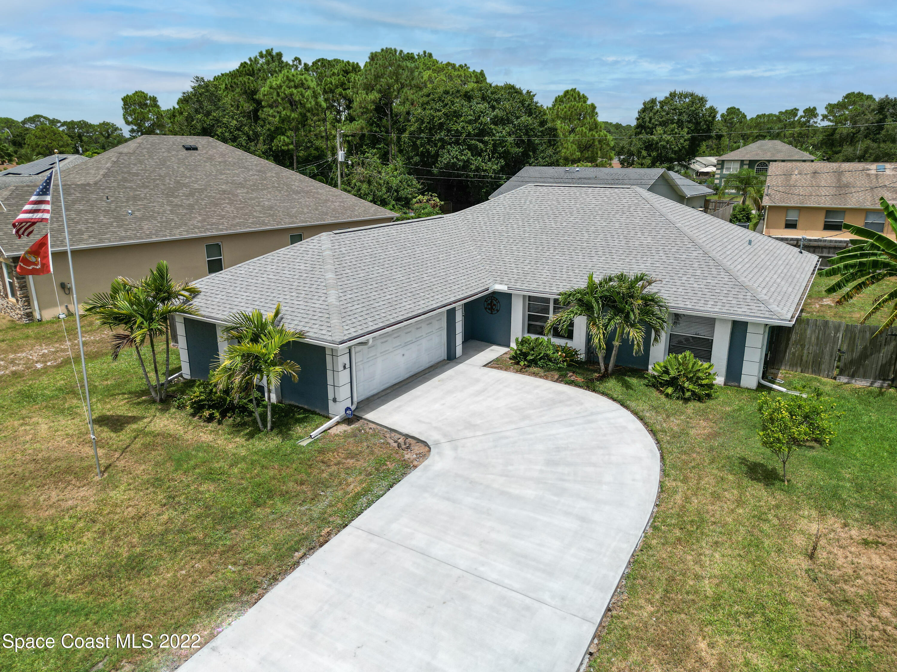 461 Vin Rose Circle SE