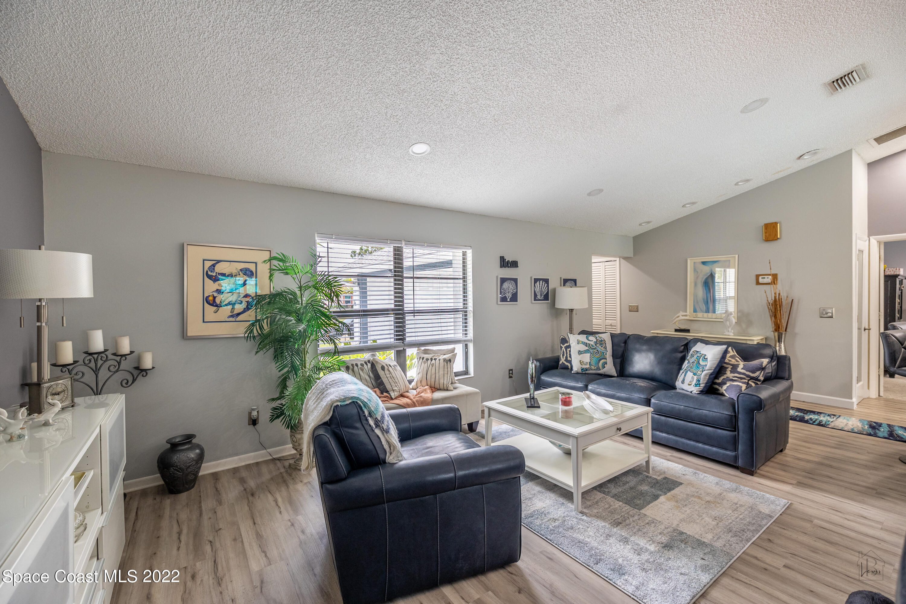 461 Vin Rose Circle SE