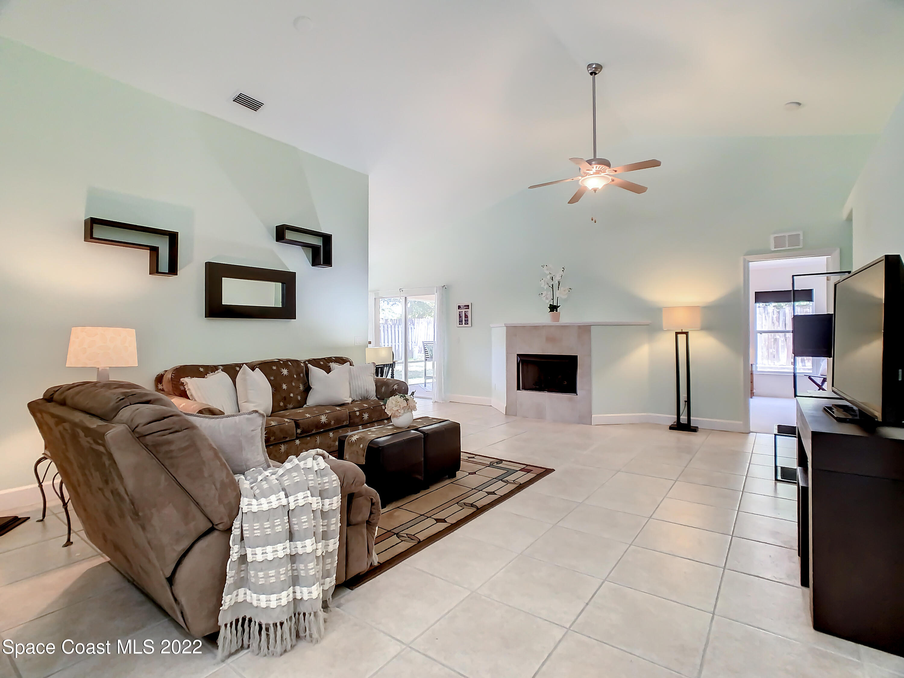854 Belhurst Lane