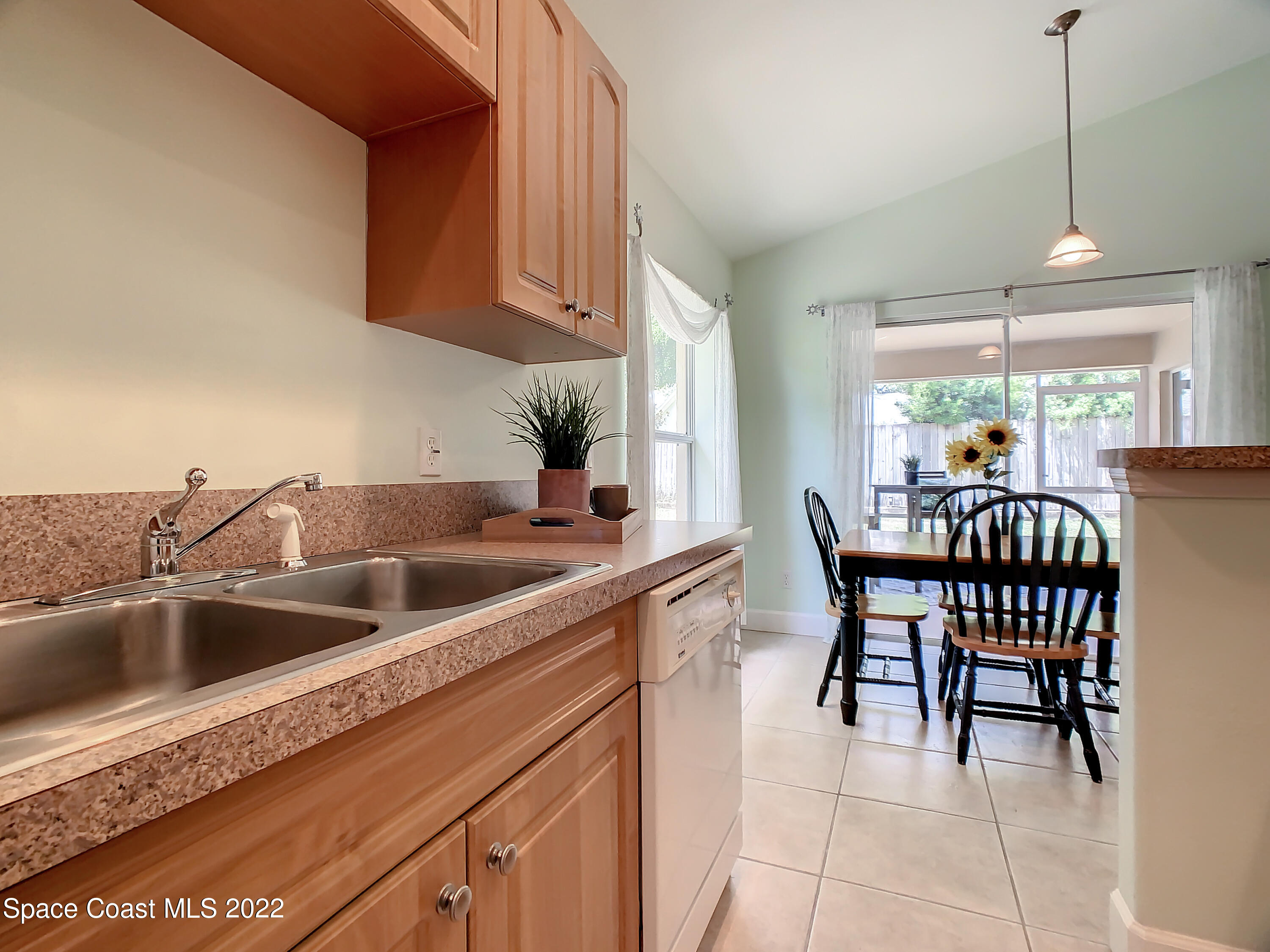 854 Belhurst Lane