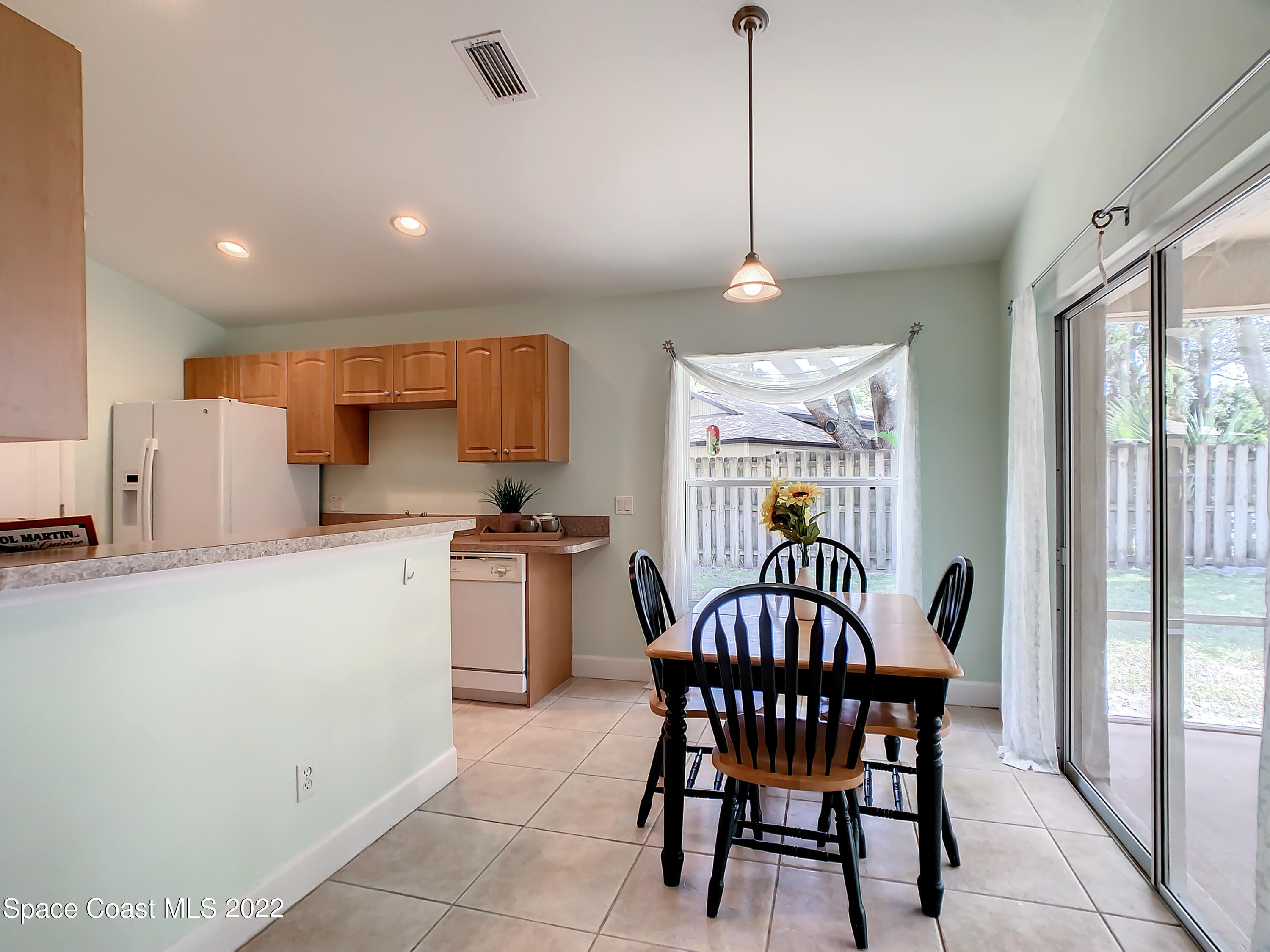 854 Belhurst Lane