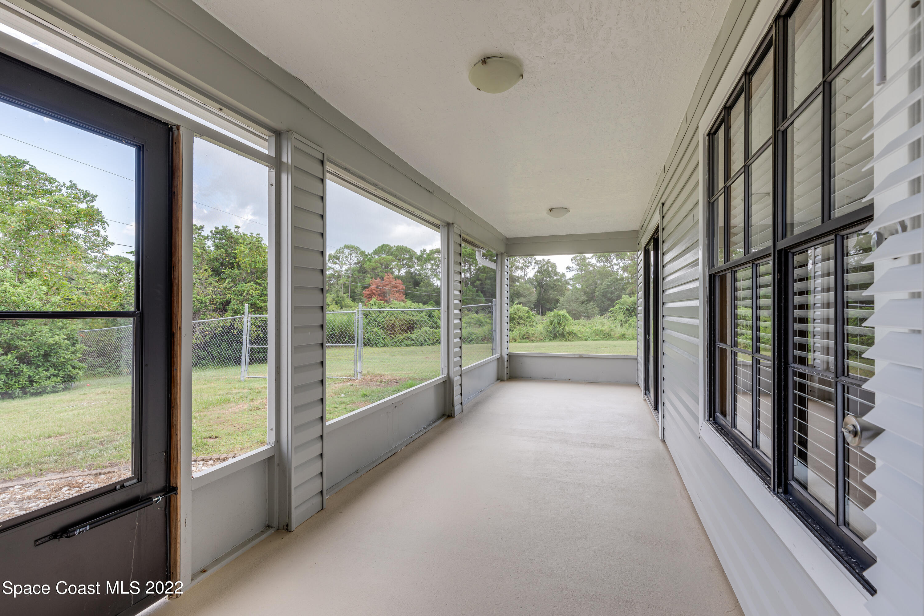 1515 Van Camp Avenue SE, 16