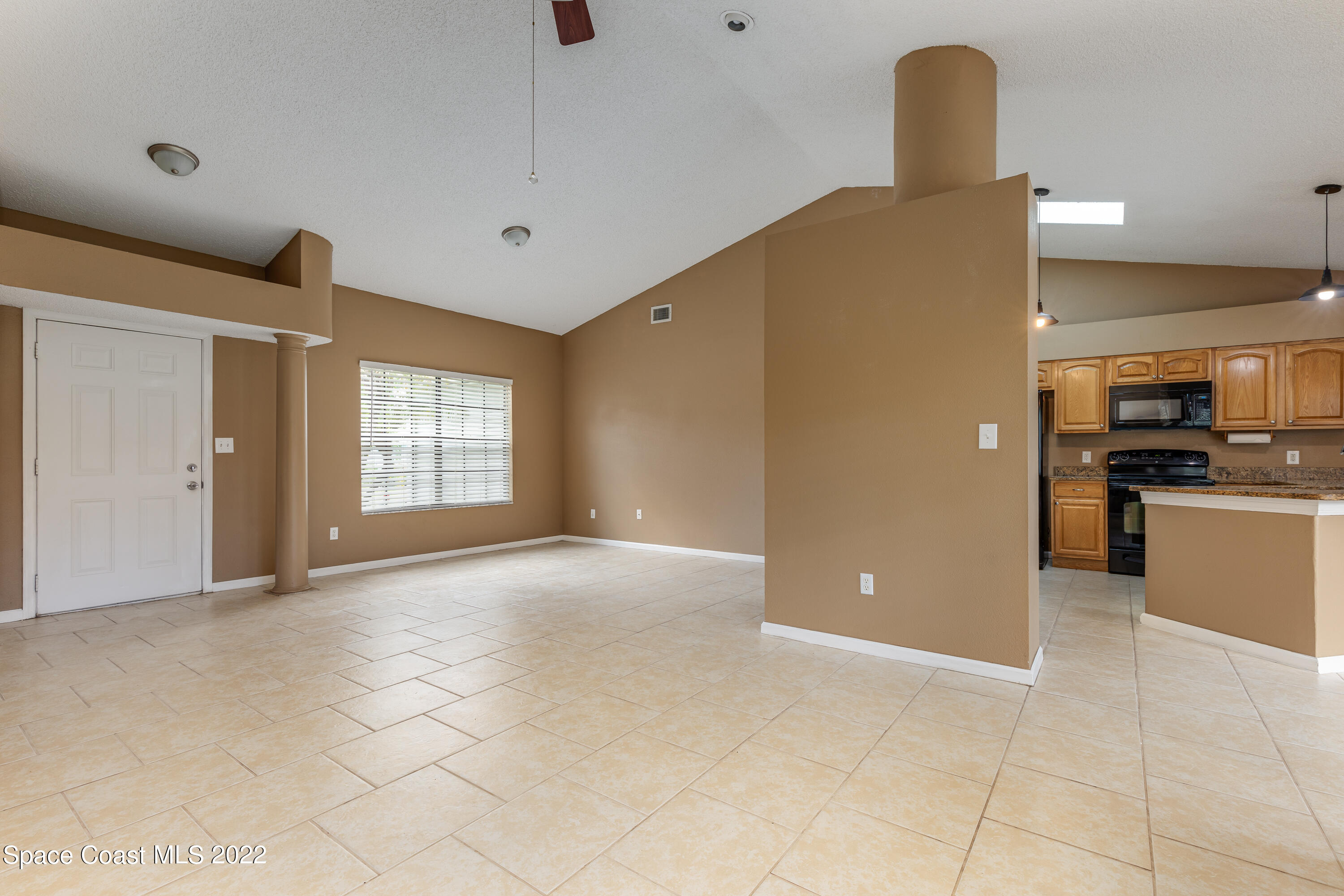 1515 Van Camp Avenue SE, 16