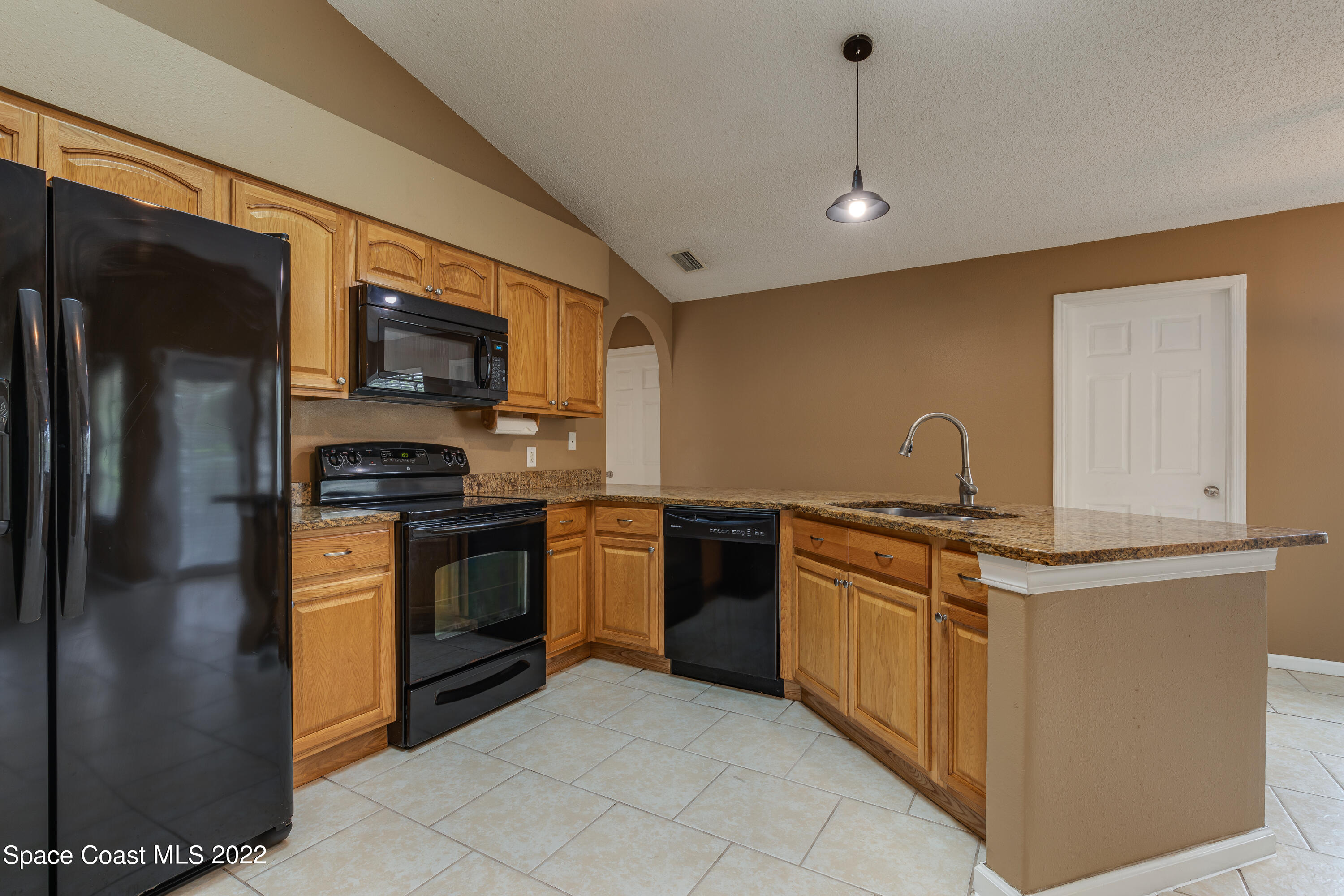 1515 Van Camp Avenue SE, 16