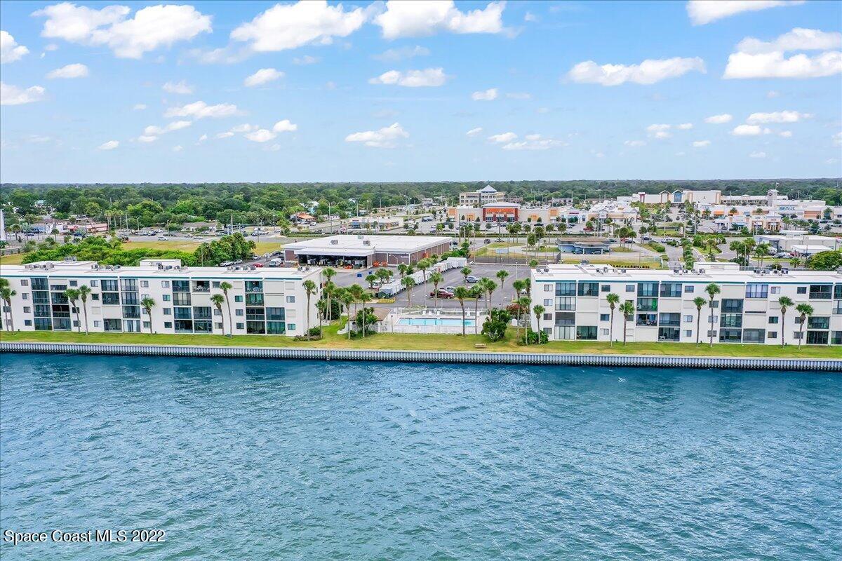 2465 S Washington Avenue, 405