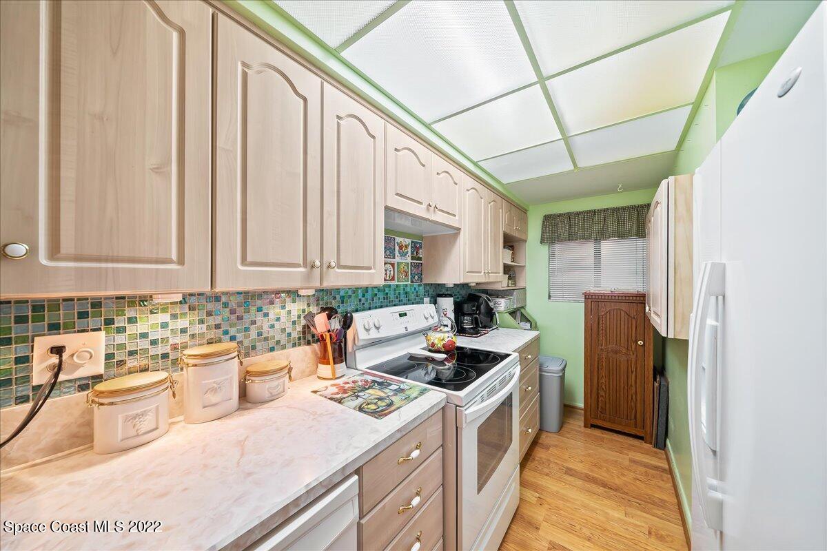 2465 S Washington Avenue, 405