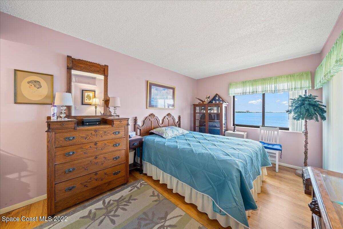 2465 S Washington Avenue, 405