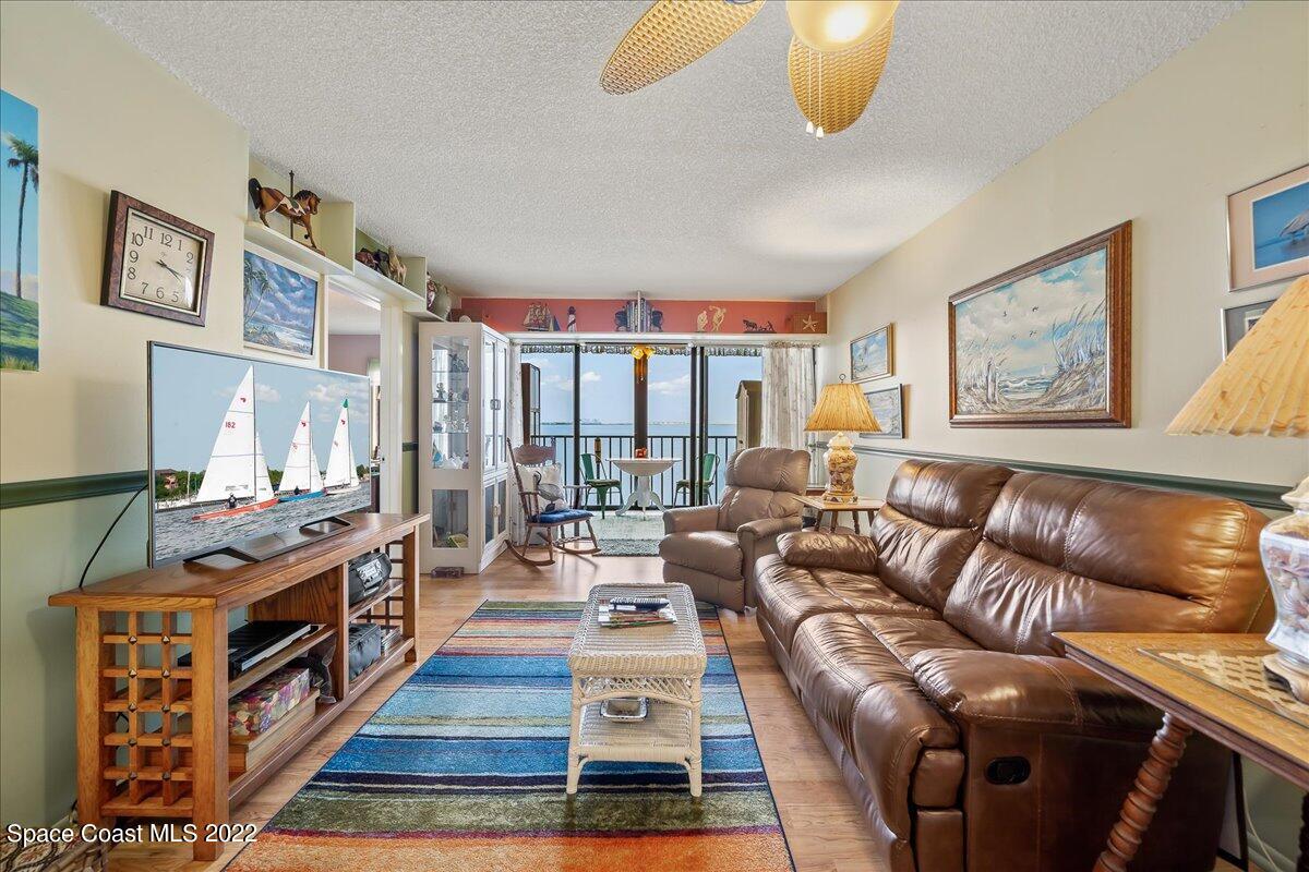 2465 S Washington Avenue, 405
