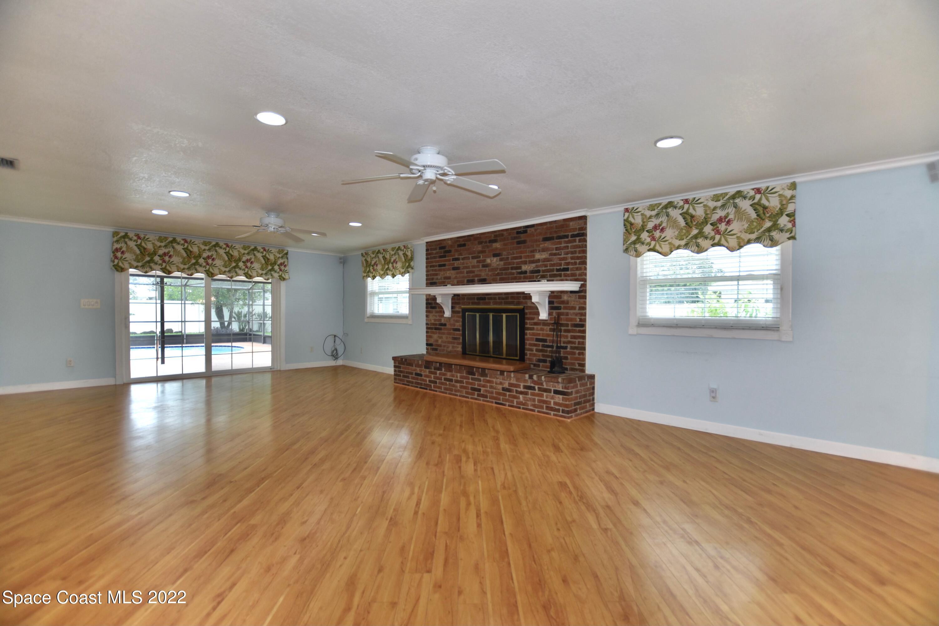 977 Kings Post Road