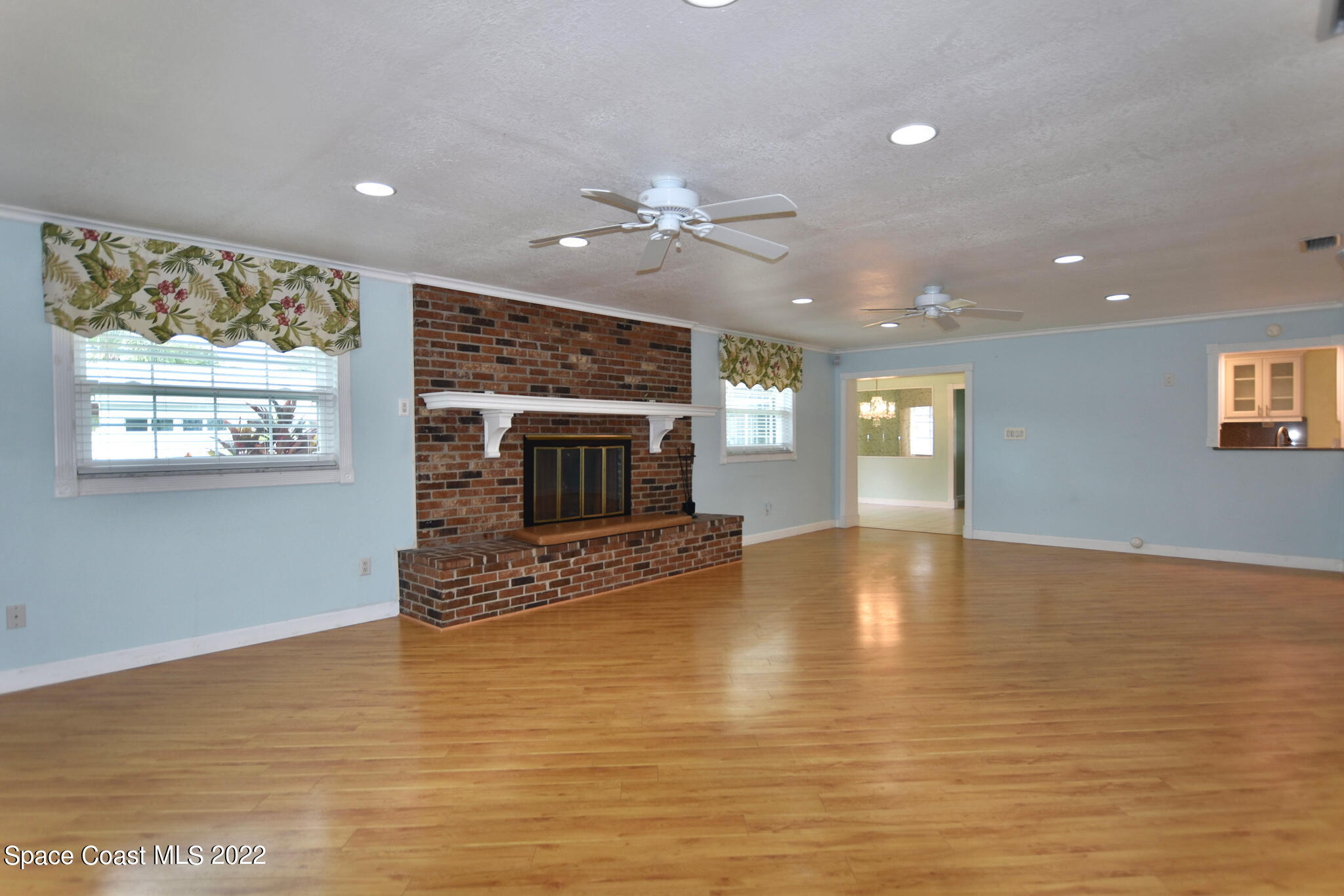 977 Kings Post Road