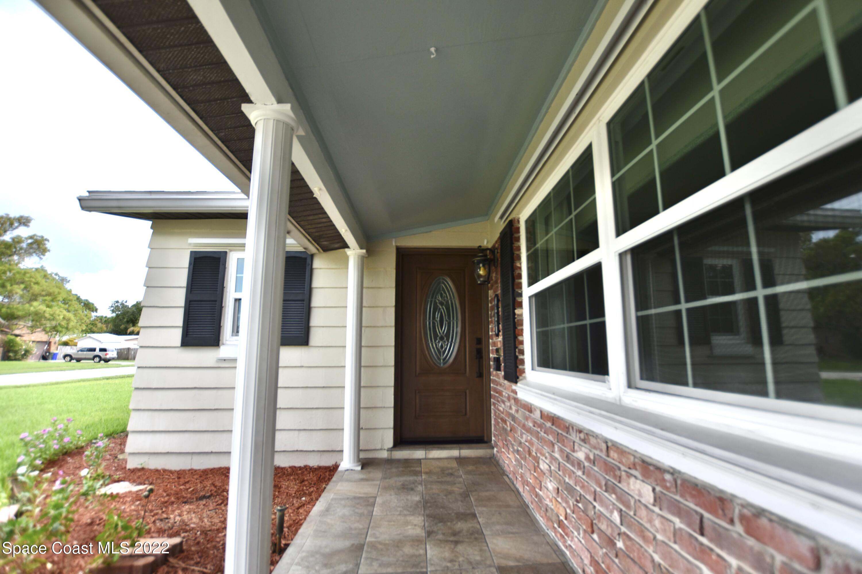 977 Kings Post Road