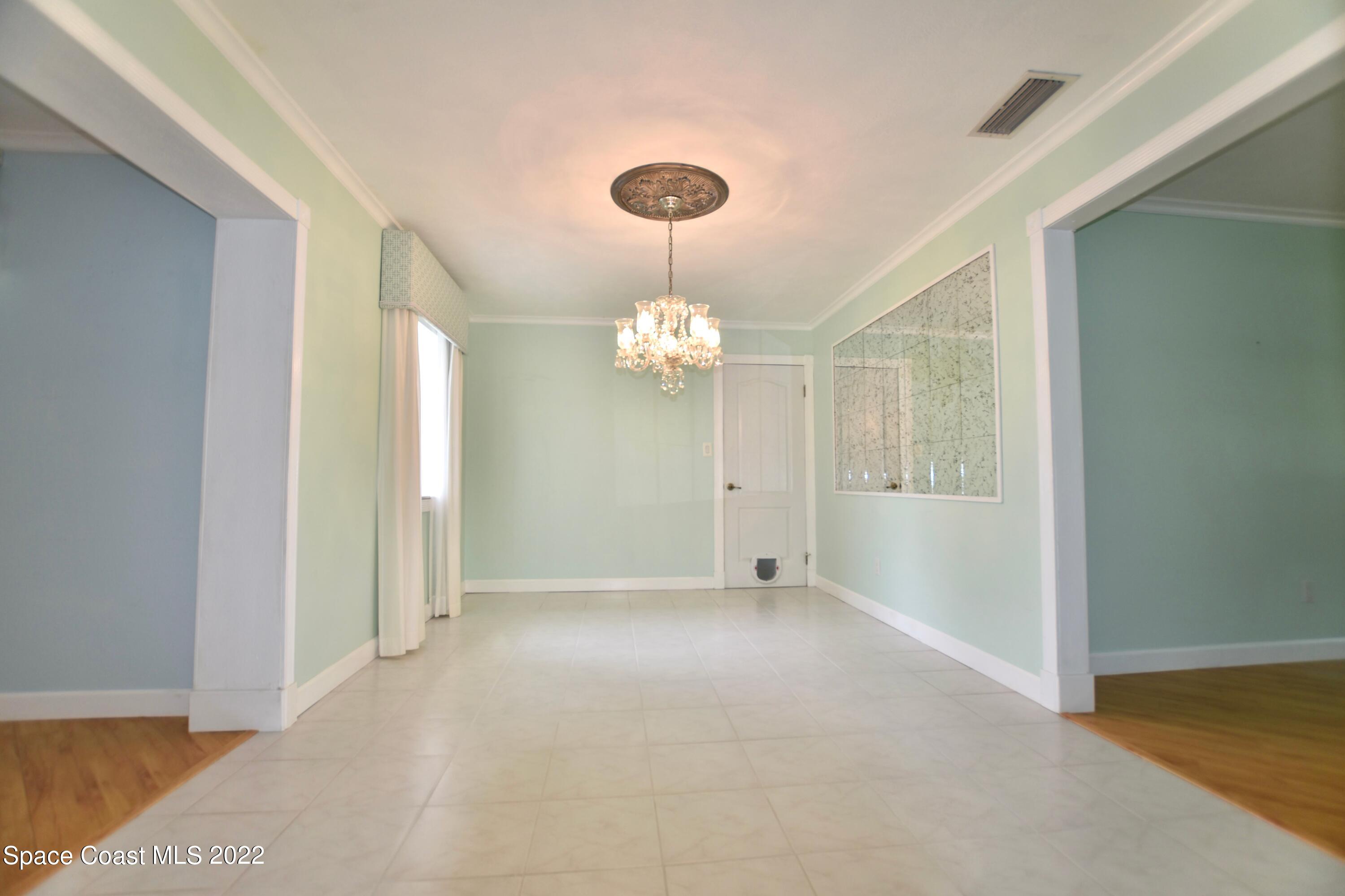 977 Kings Post Road