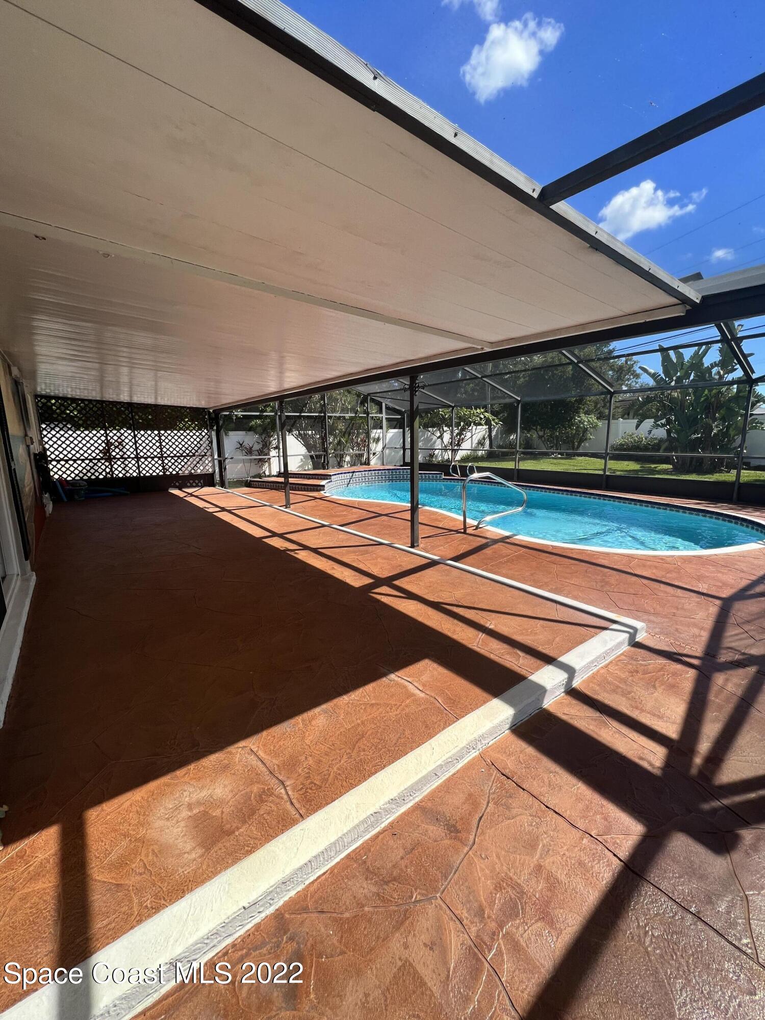 977 Kings Post Road