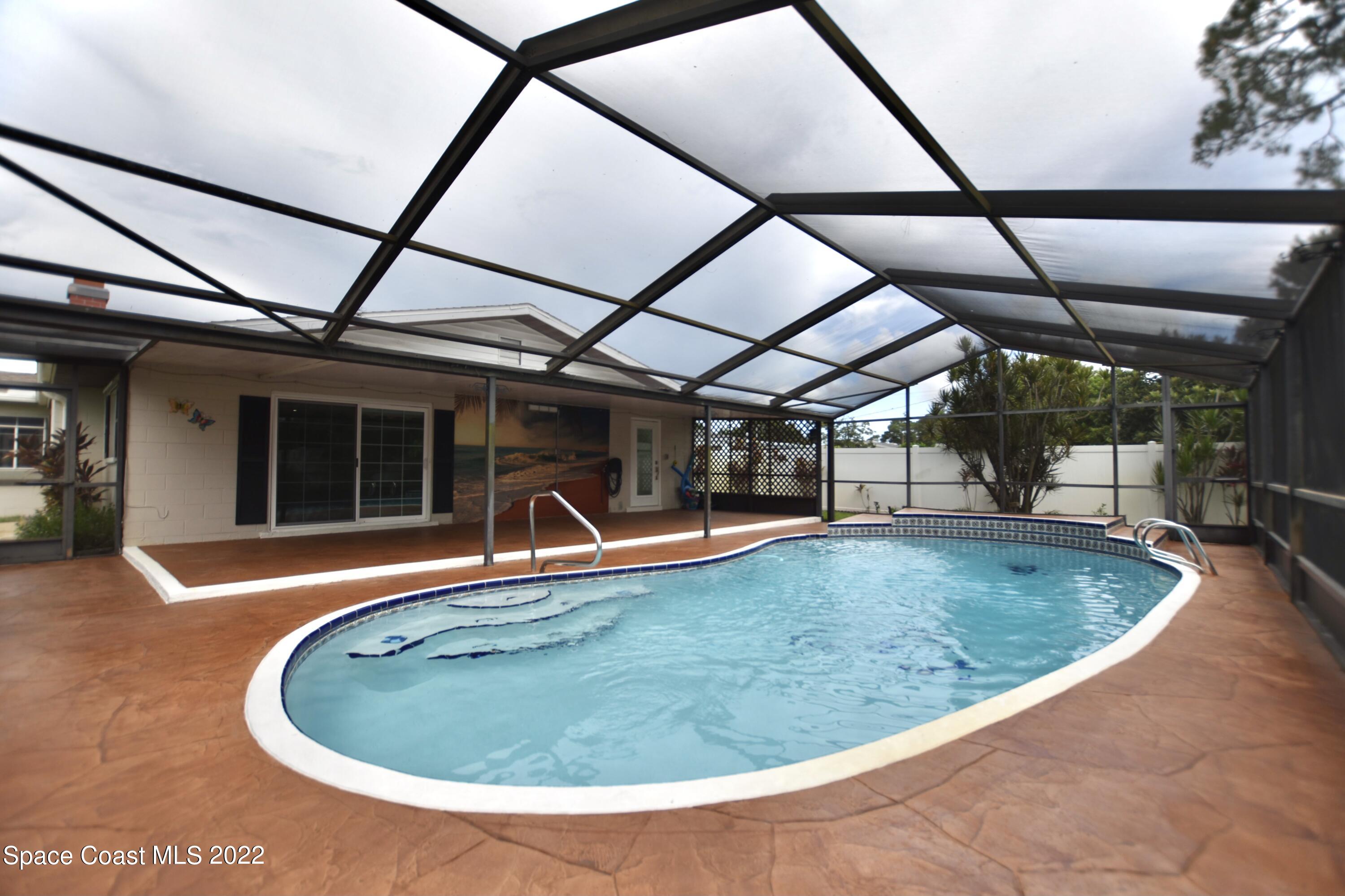 977 Kings Post Road