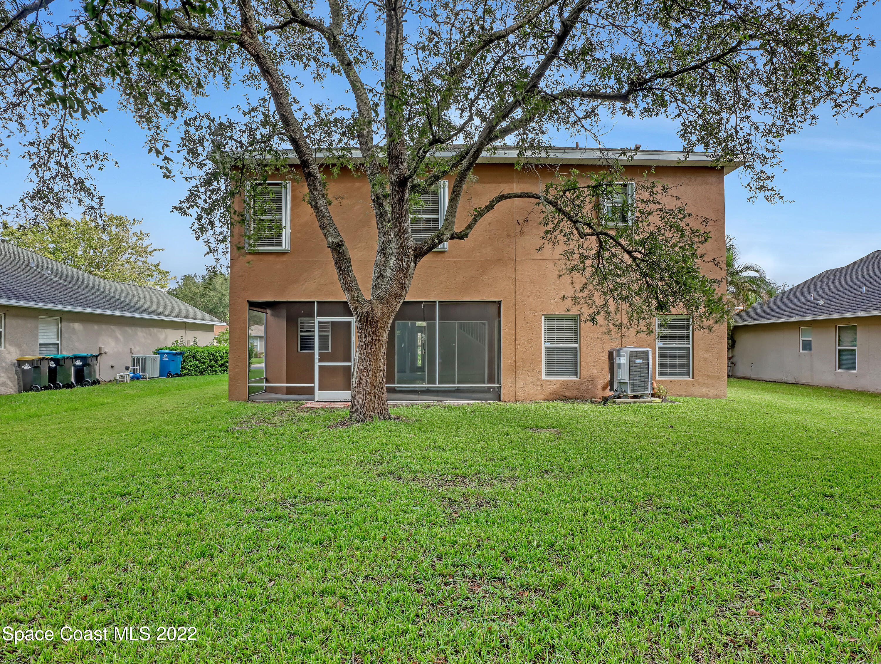 841 Tavernier Circle NE