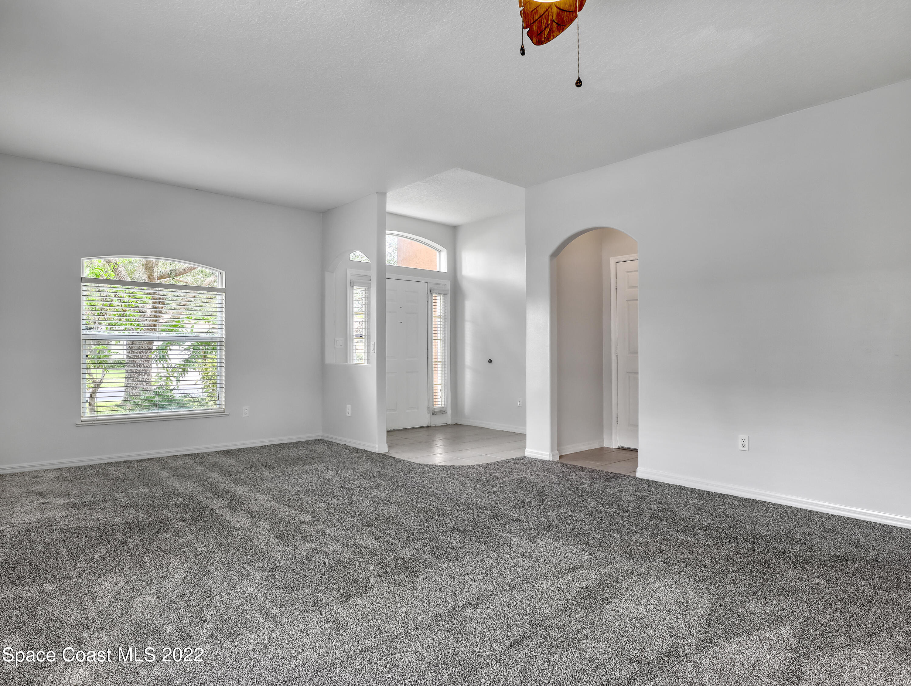 841 Tavernier Circle NE