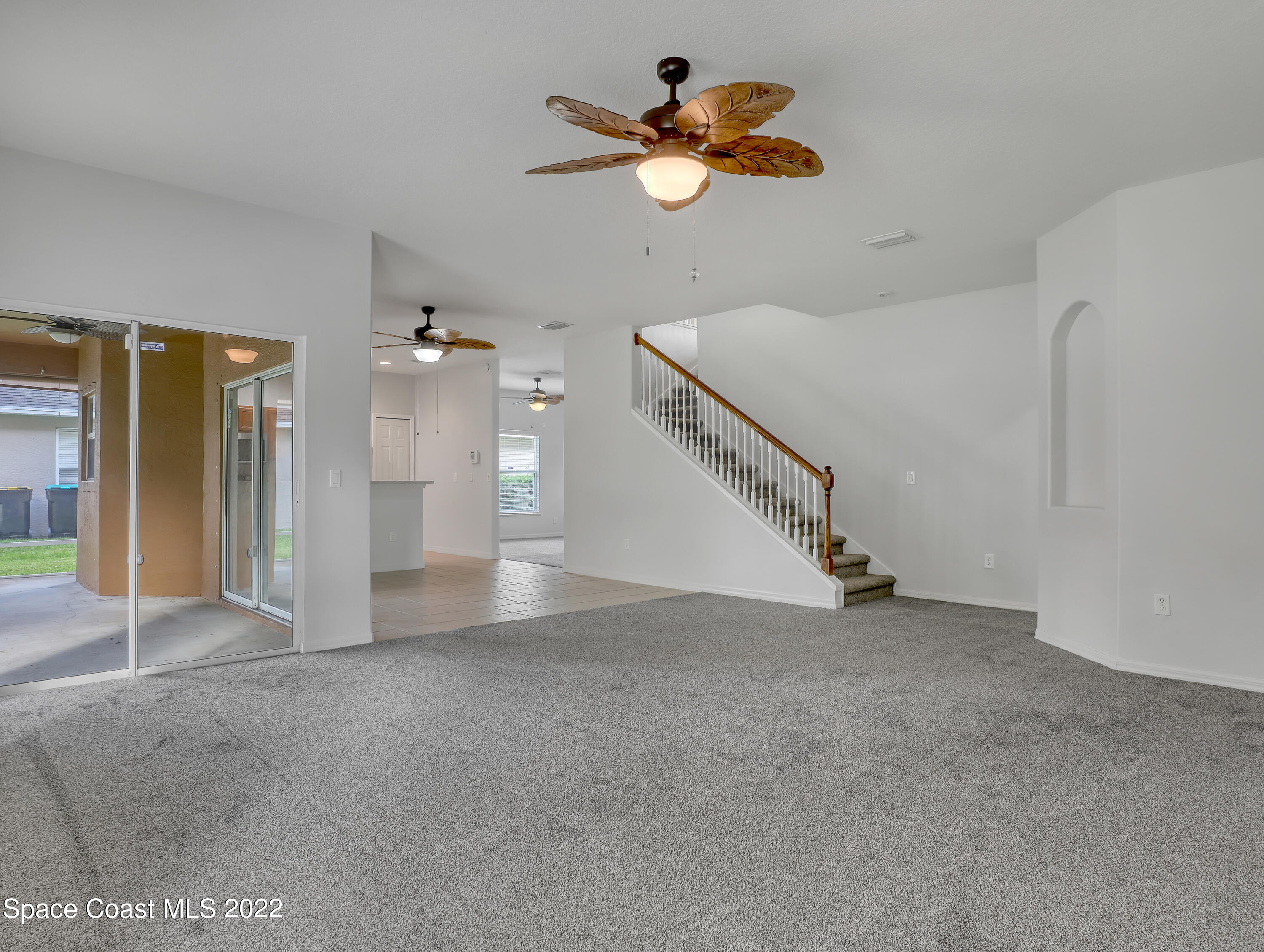 841 Tavernier Circle NE
