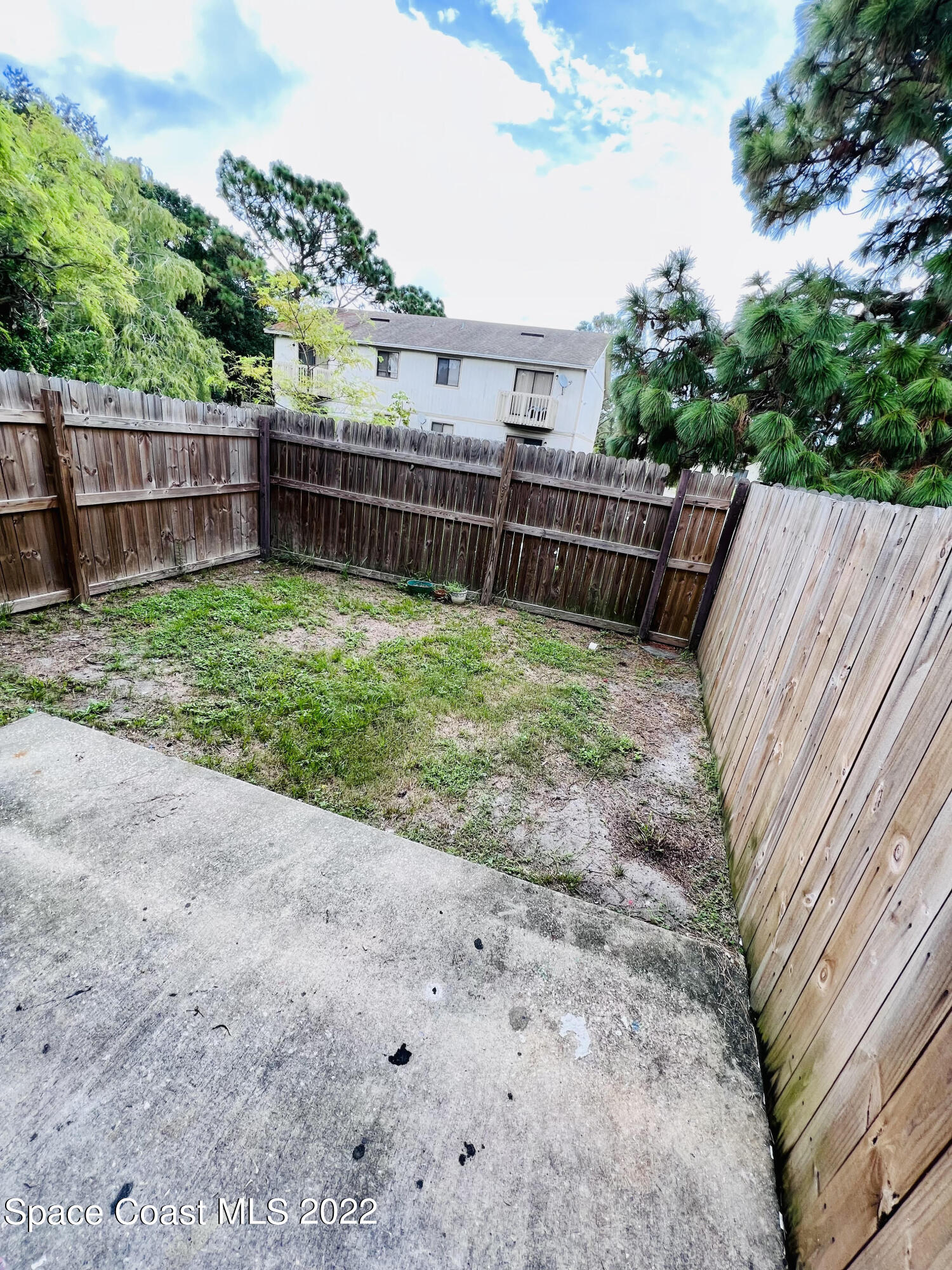 3814 Tree Ridge Lane NE