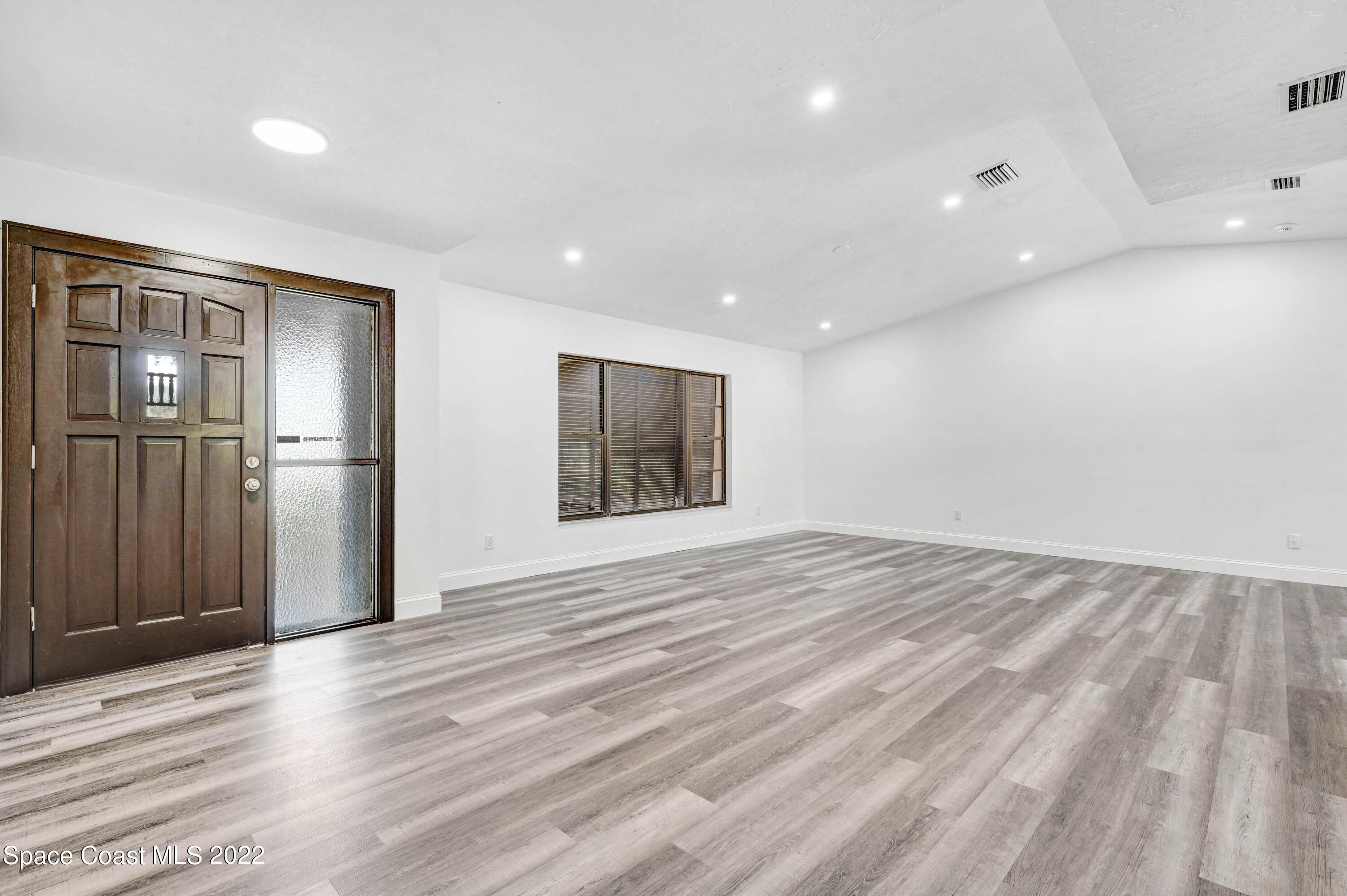 4 Judy Court