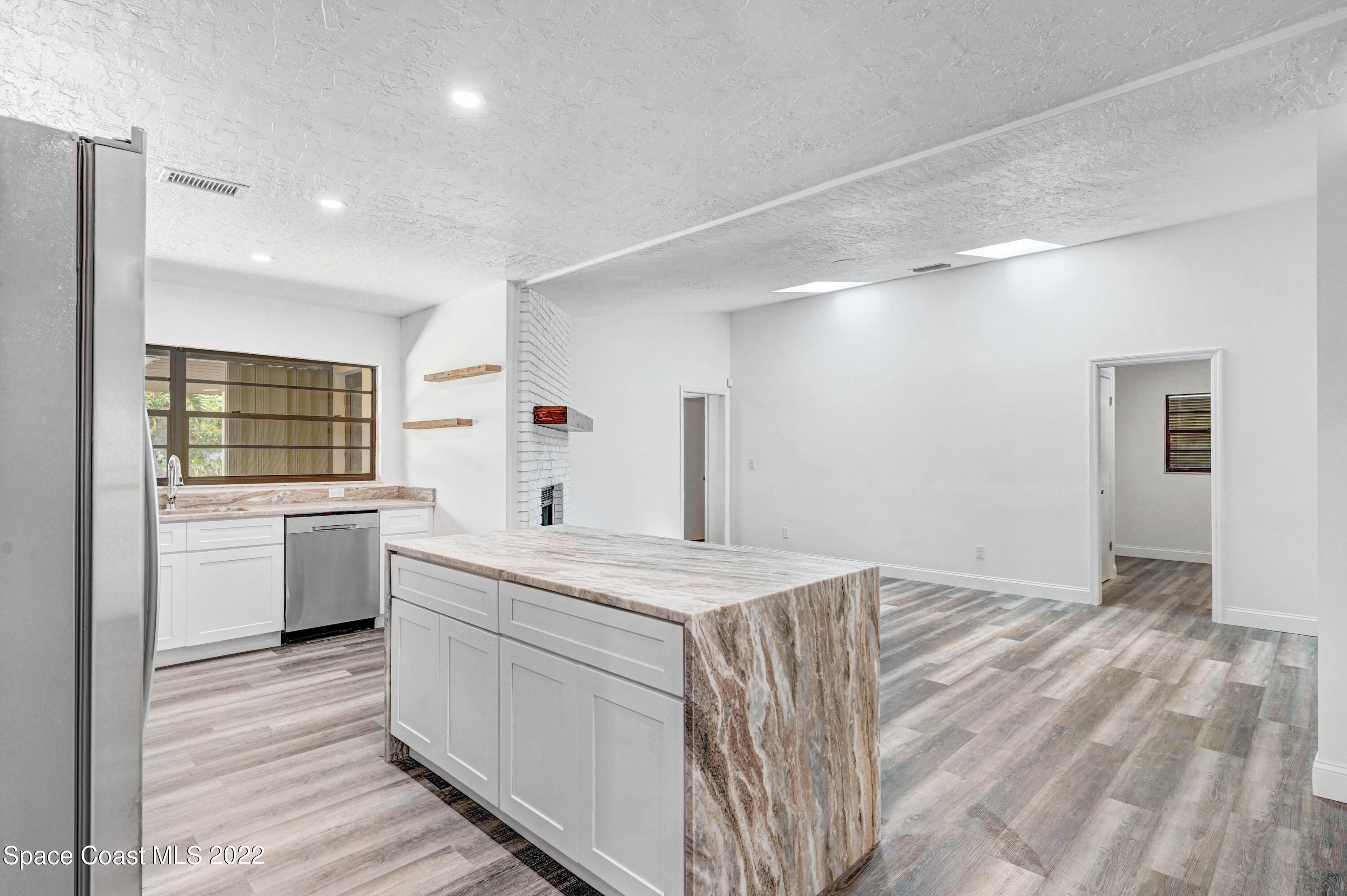 4 Judy Court
