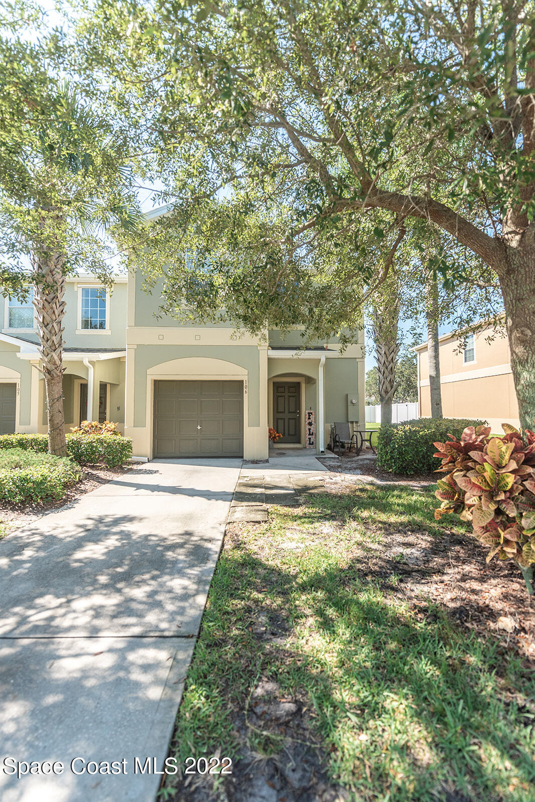 2745 Revolution Street, 106