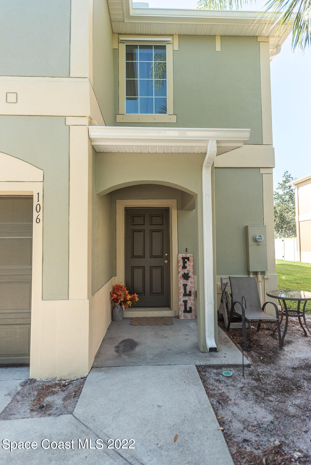 2745 Revolution Street, 106