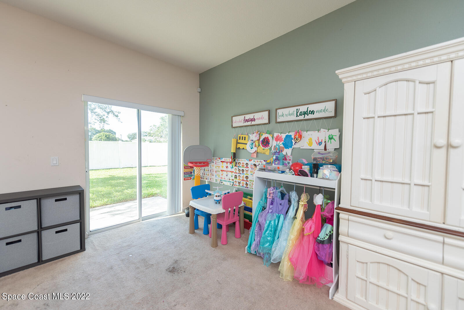 2745 Revolution Street, 106