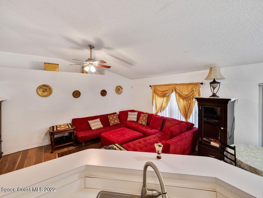 398 Taunton Road SW