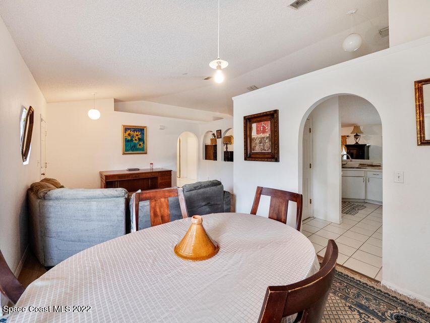 398 Taunton Road SW