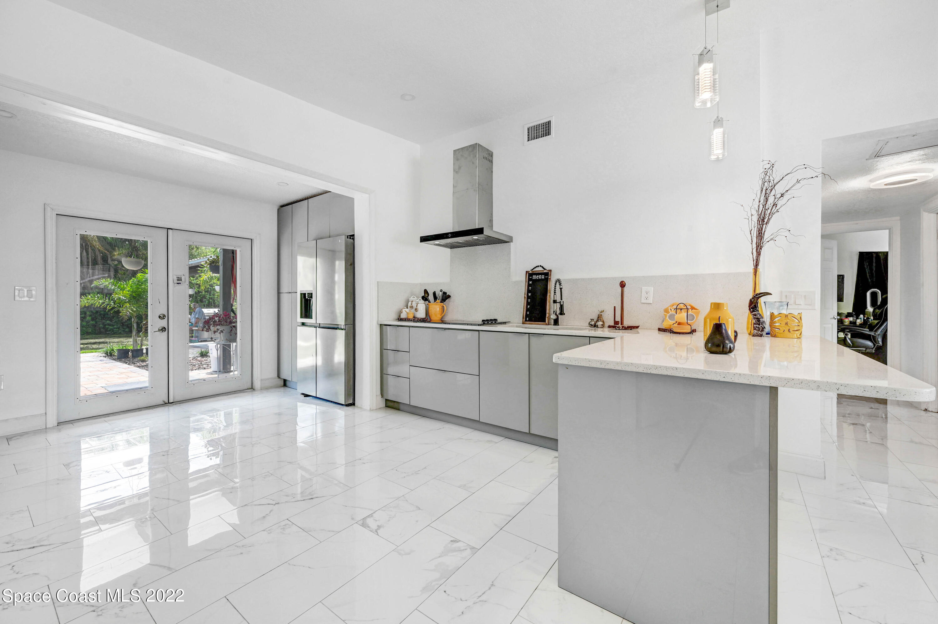 2629 Merry Lane
