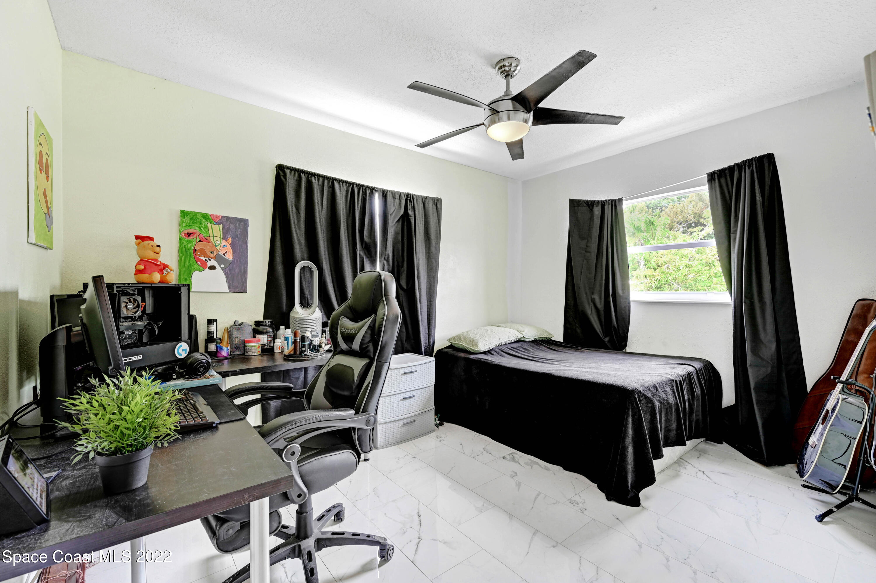 2629 Merry Lane