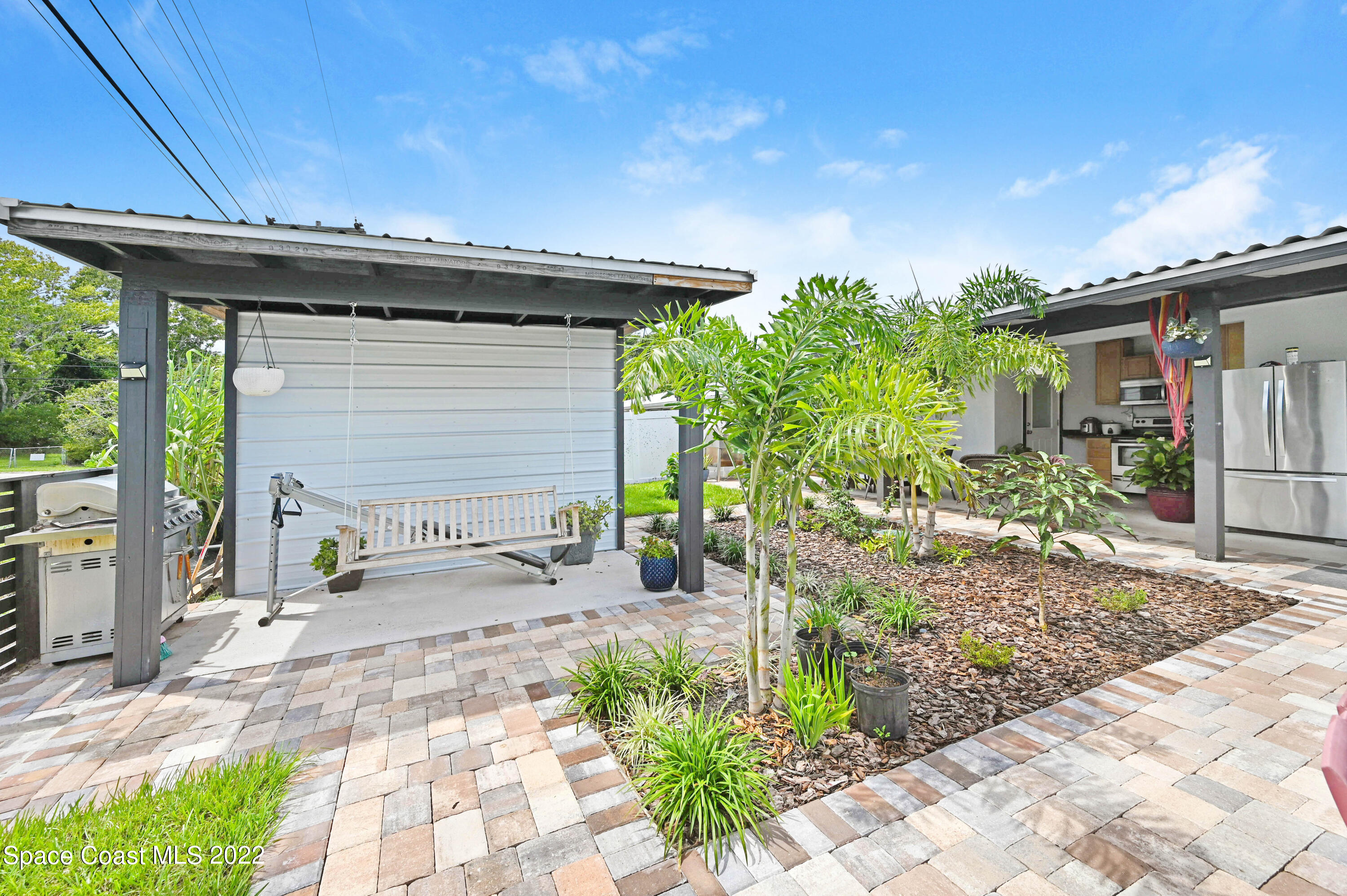 2629 Merry Lane