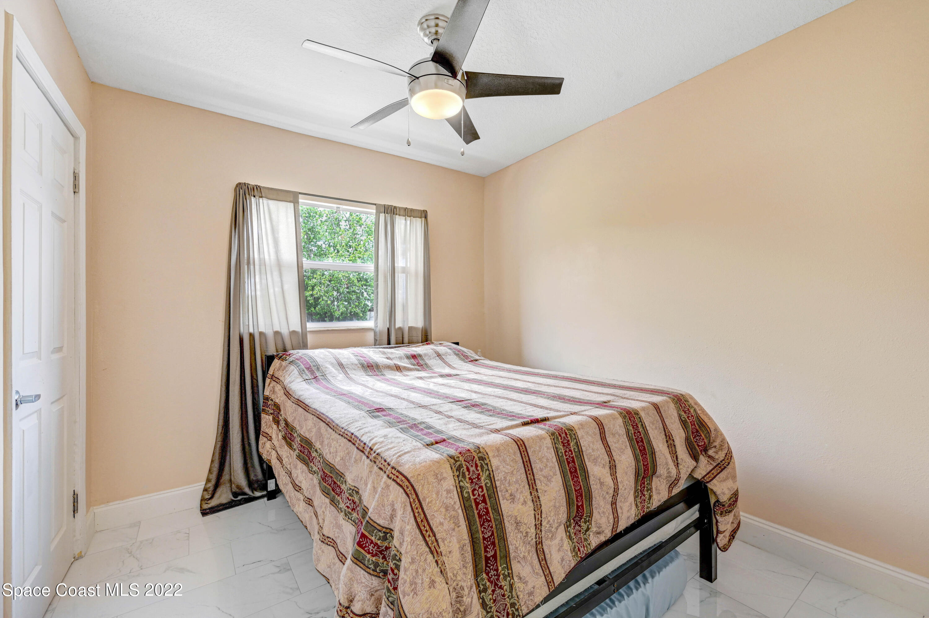 2629 Merry Lane