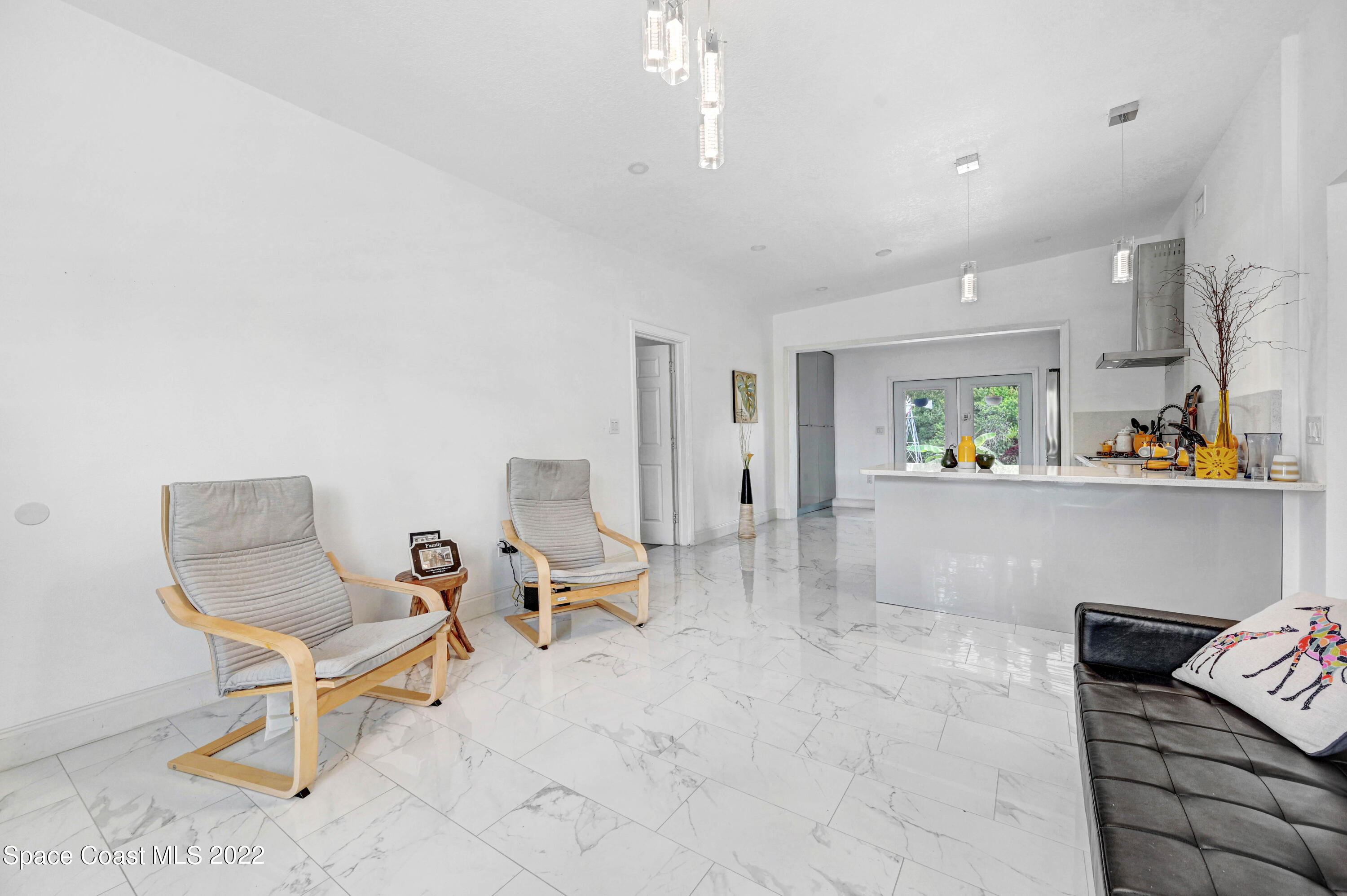2629 Merry Lane