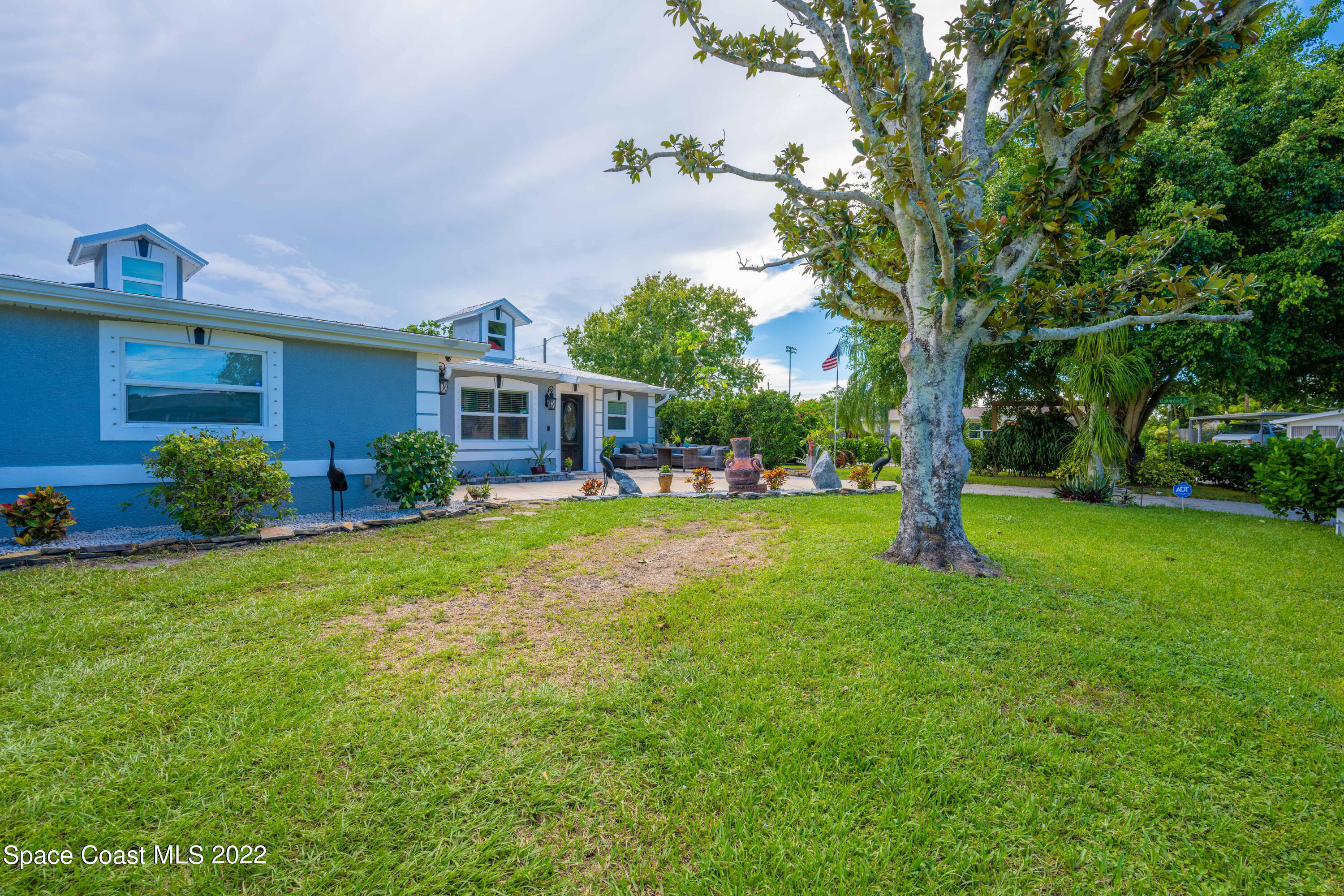 1435 Lakewood Drive
