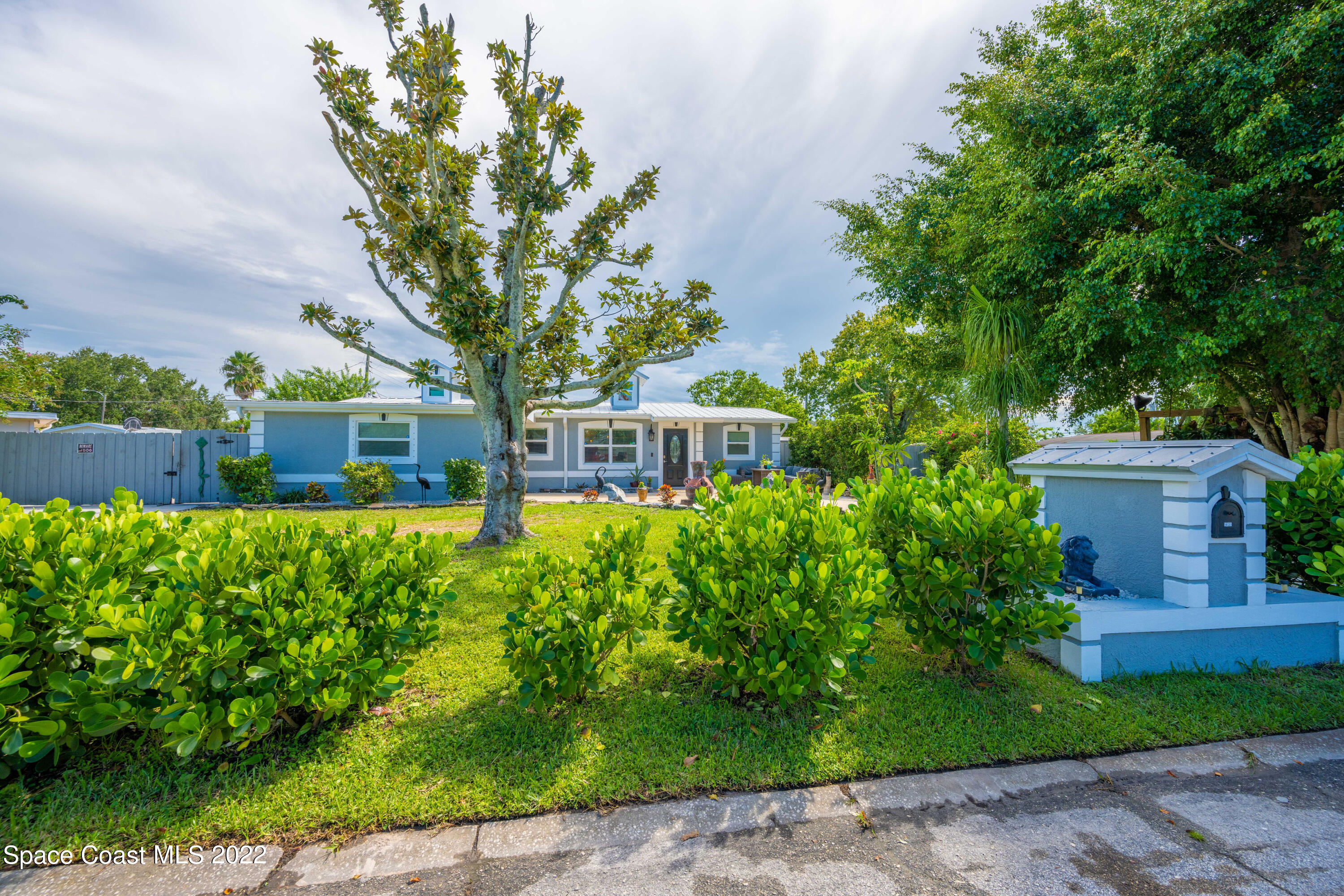 1435 Lakewood Drive