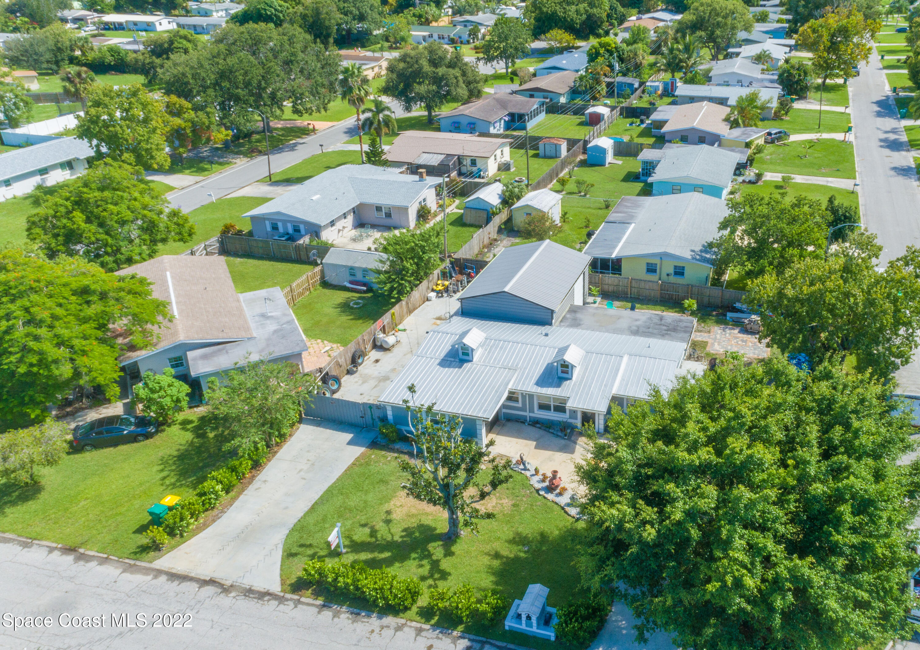1435 Lakewood Drive