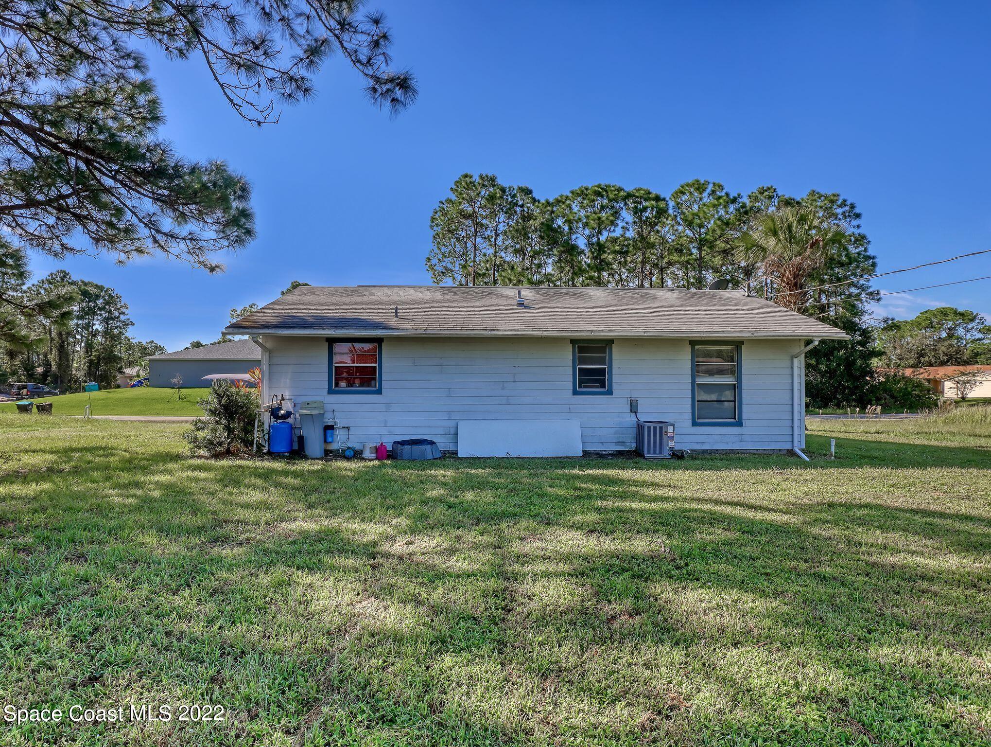 115 Cocoa Street SE