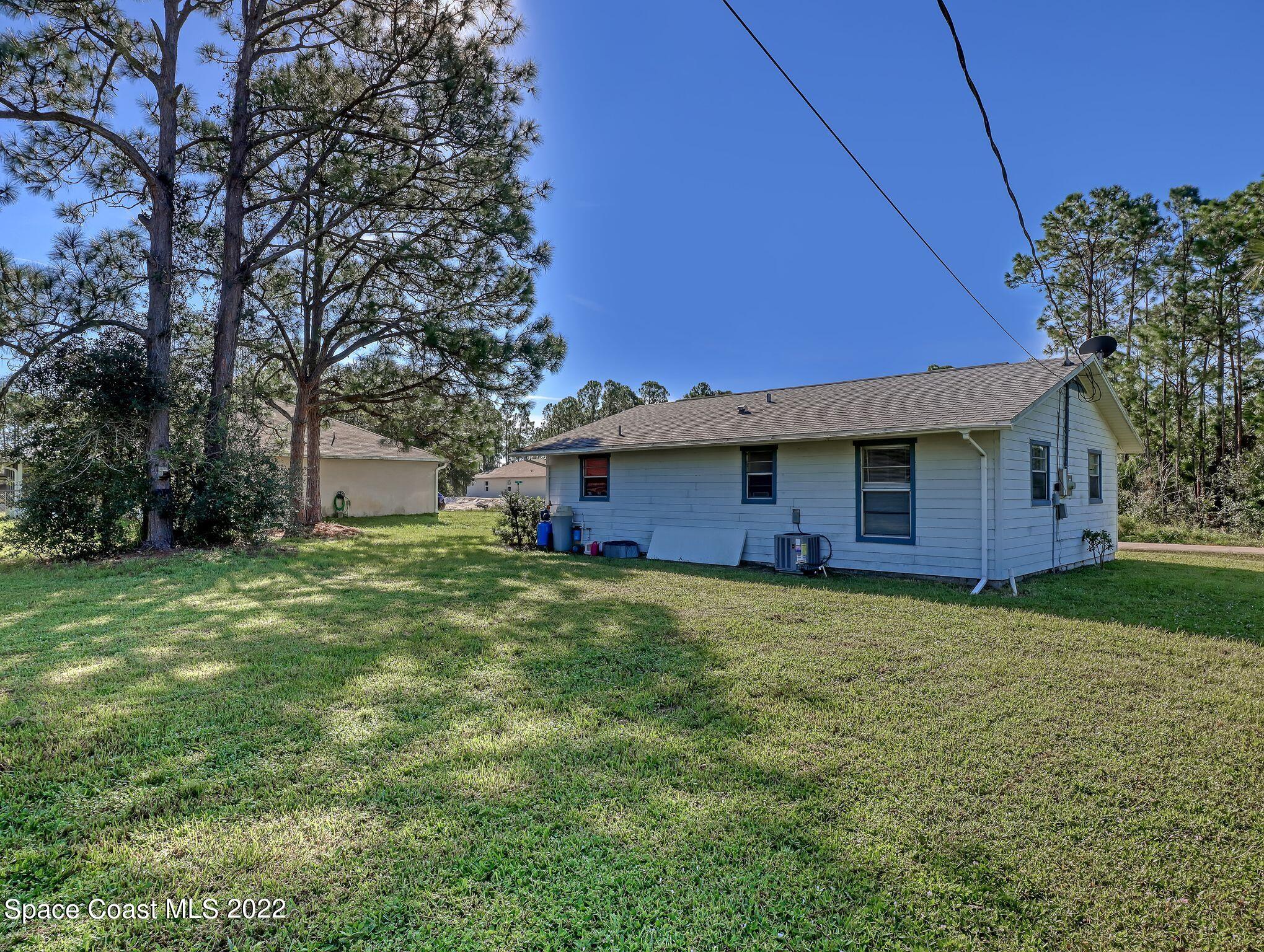 115 Cocoa Street SE