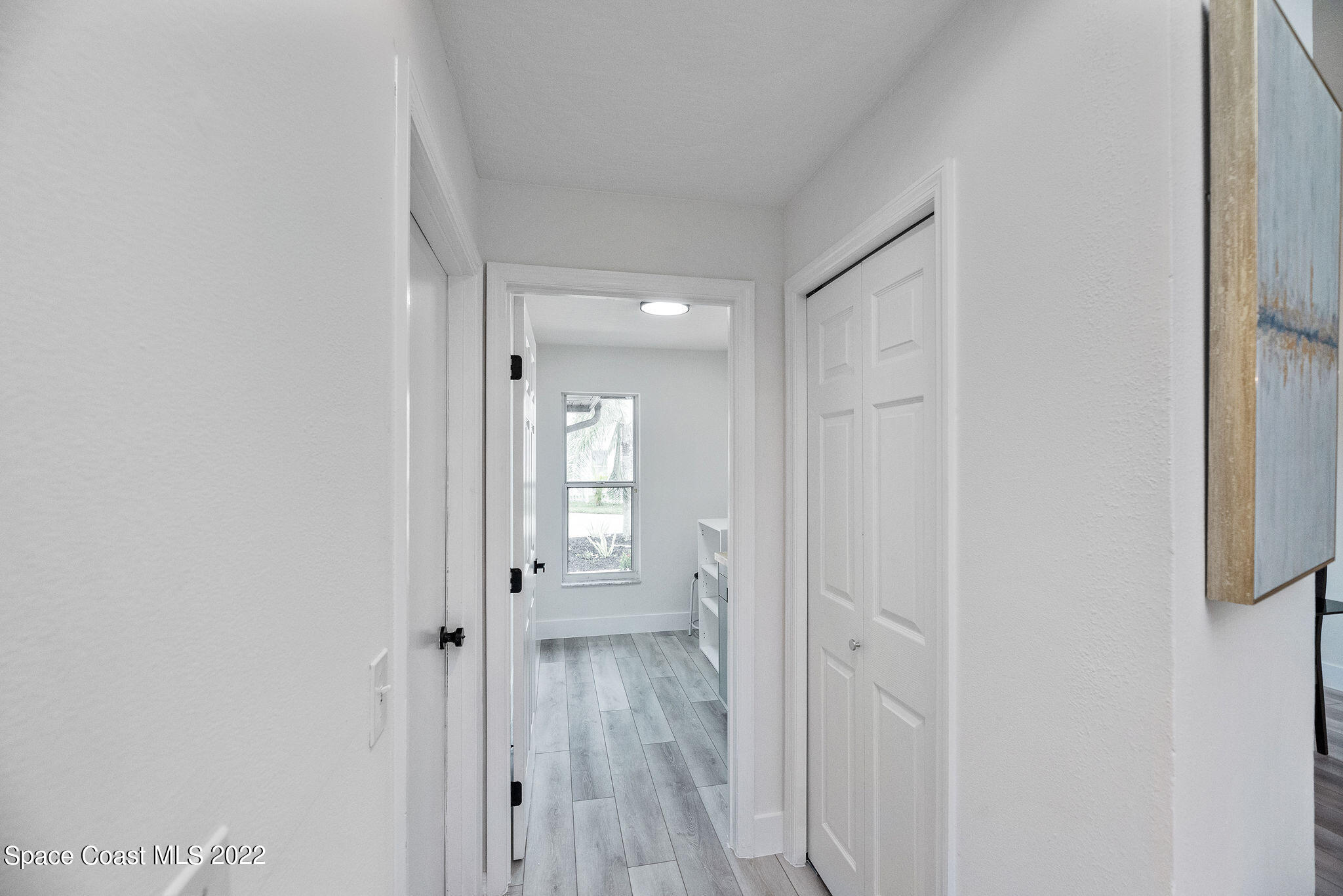 960 Falls Trail