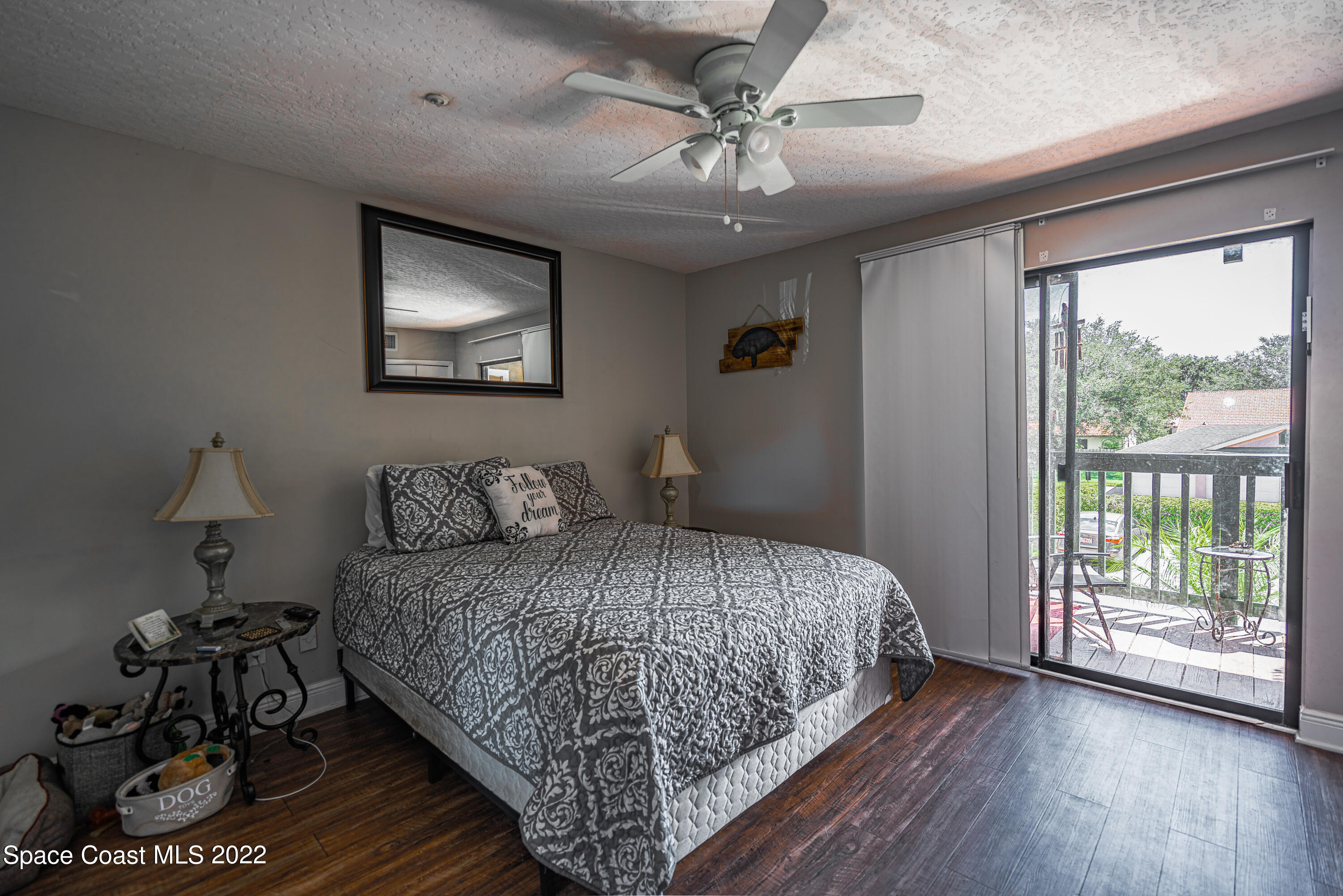 7667 N Wickham Road, 211