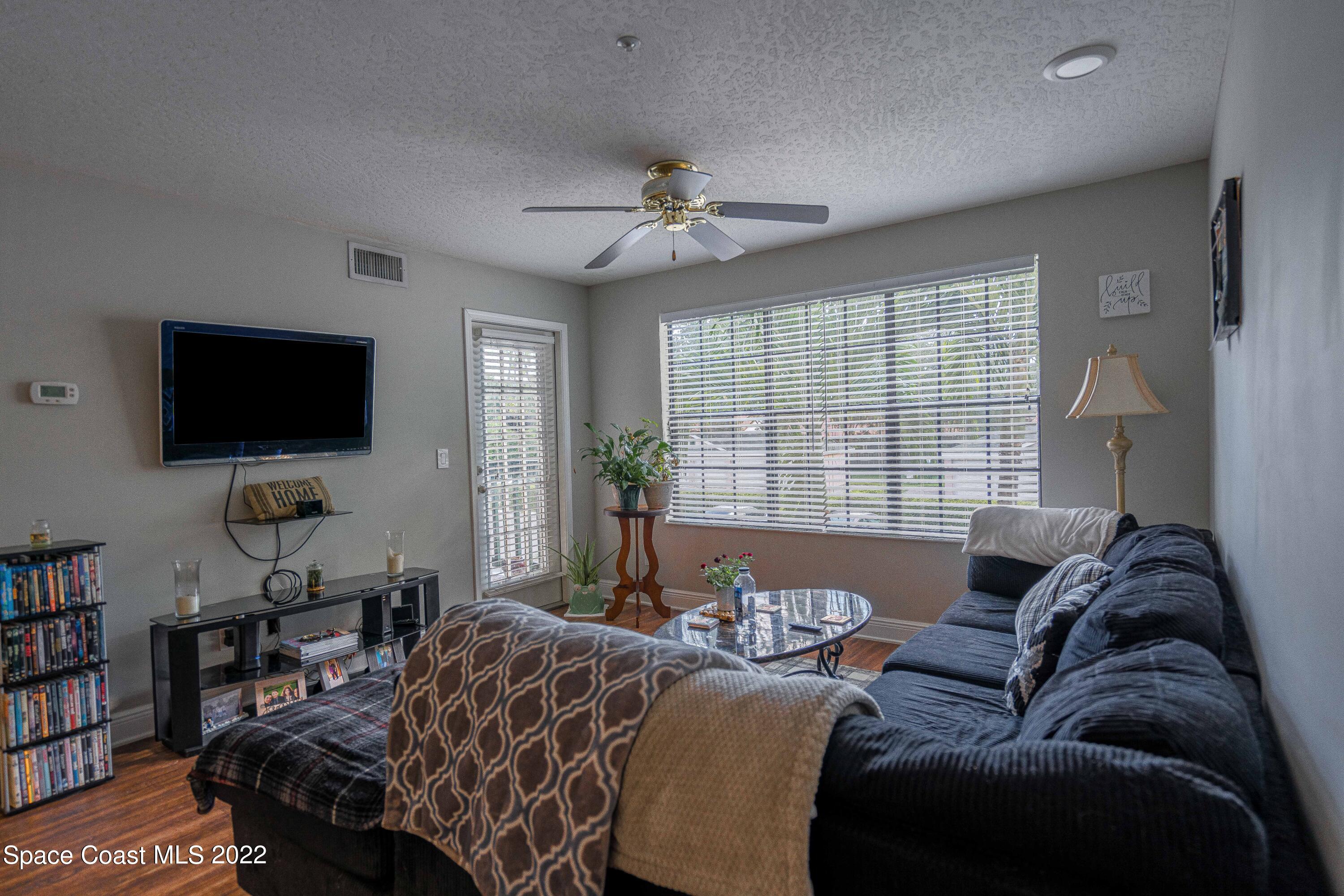 7667 N Wickham Road, 211