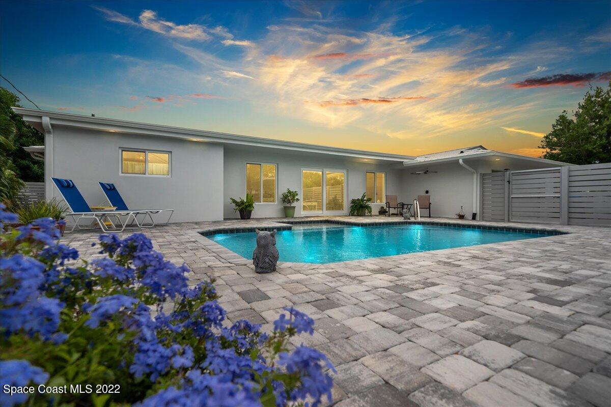 222 Surf Road