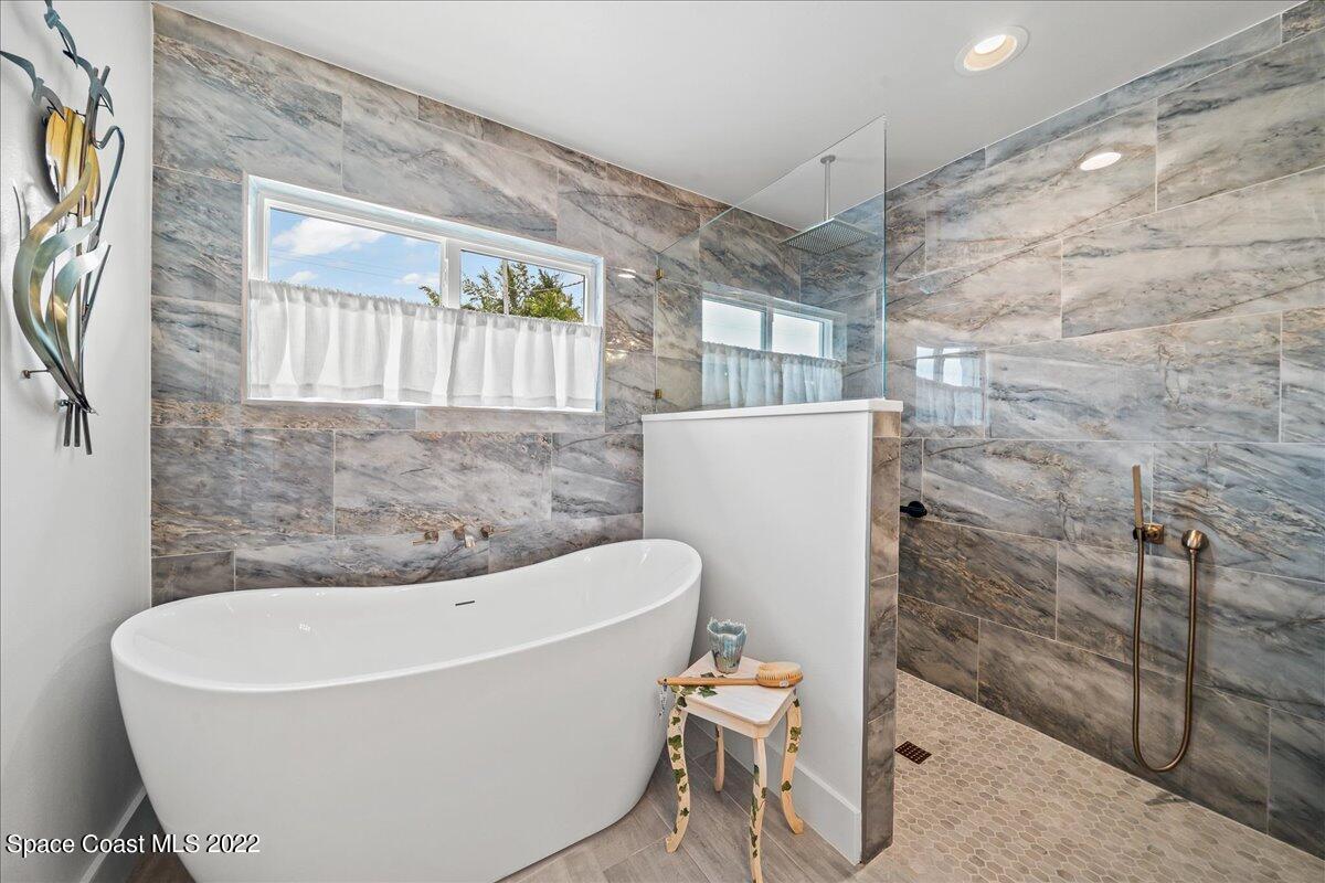 222 Surf Road