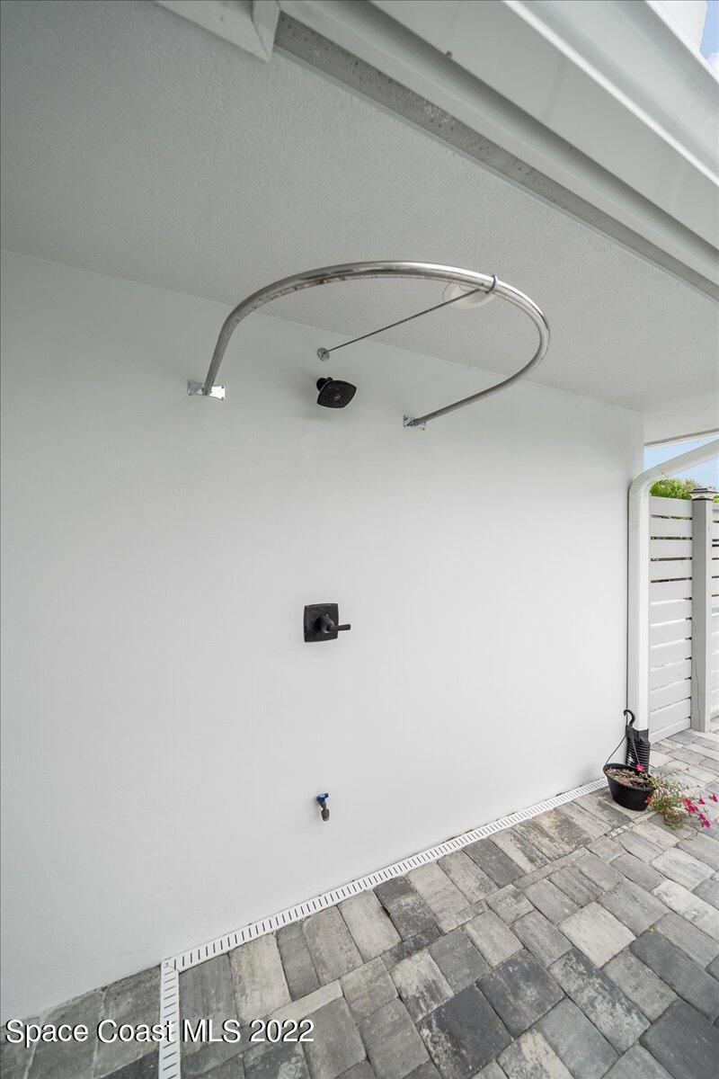 222 Surf Road