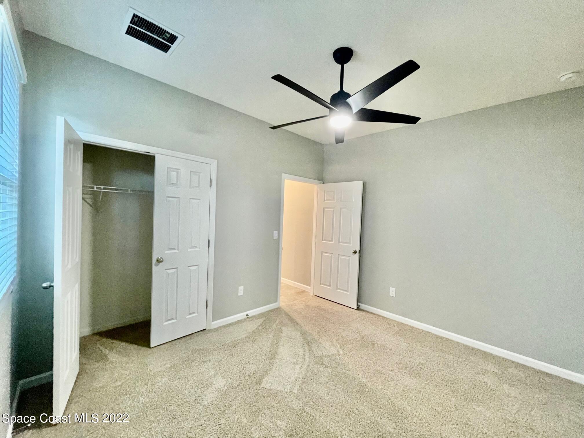 644 Old Country SE