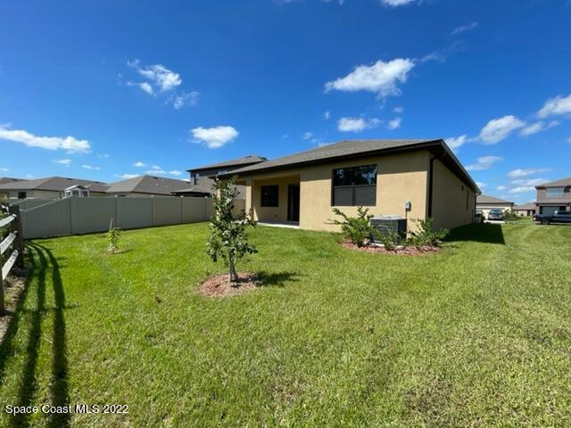 644 Old Country SE